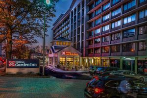 Alojamiento - Hilton Garden Inn Reagan National Airport