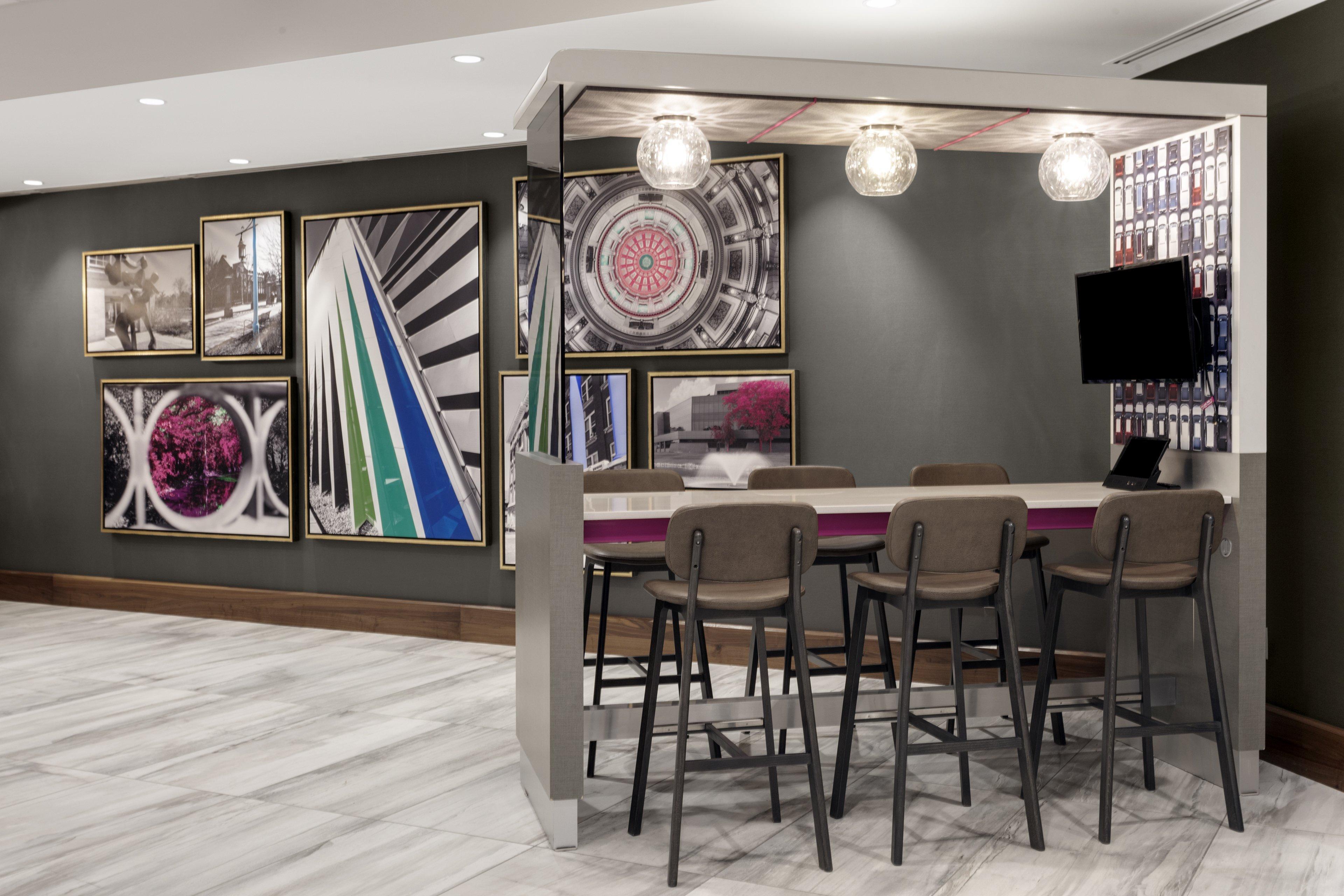 Vista Lobby Crowne Plaza Lansing by IHG
