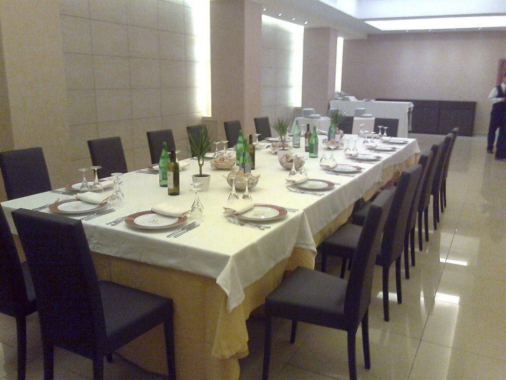 Restaurant Hotel Tiempo