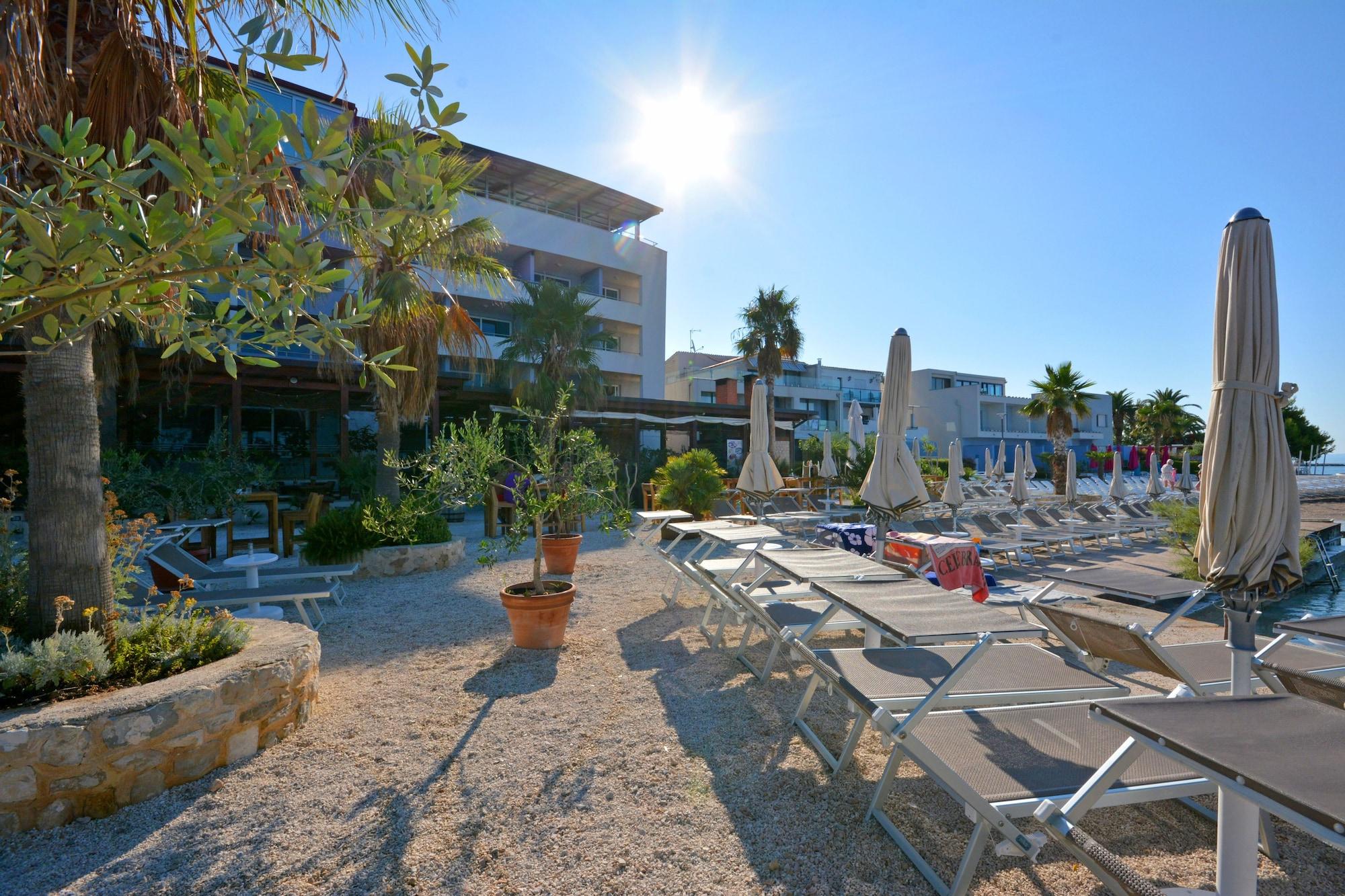 Playa Hotel Jona