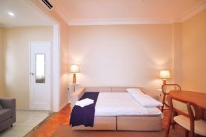 Vacation Rental - Quarto e Sala Reformado em Copacabana