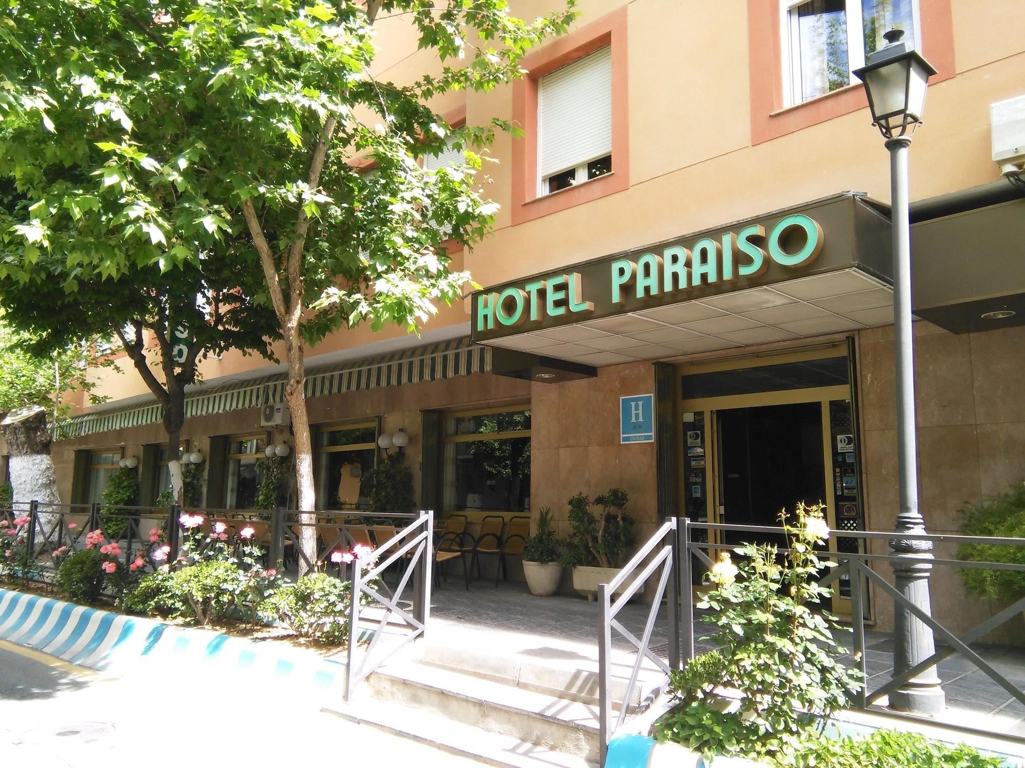 Vista Exterior Hotel Paraiso