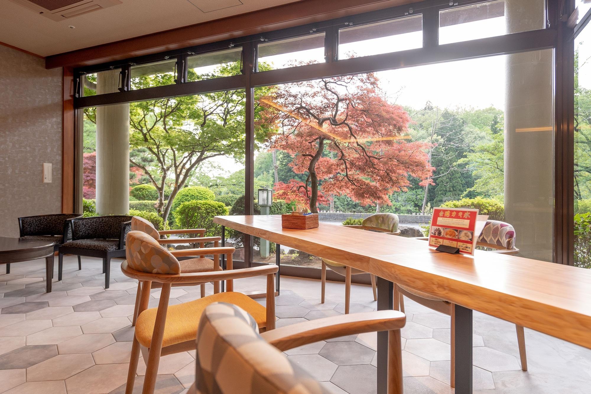 Bar/Salón Hotel Oyanagi
