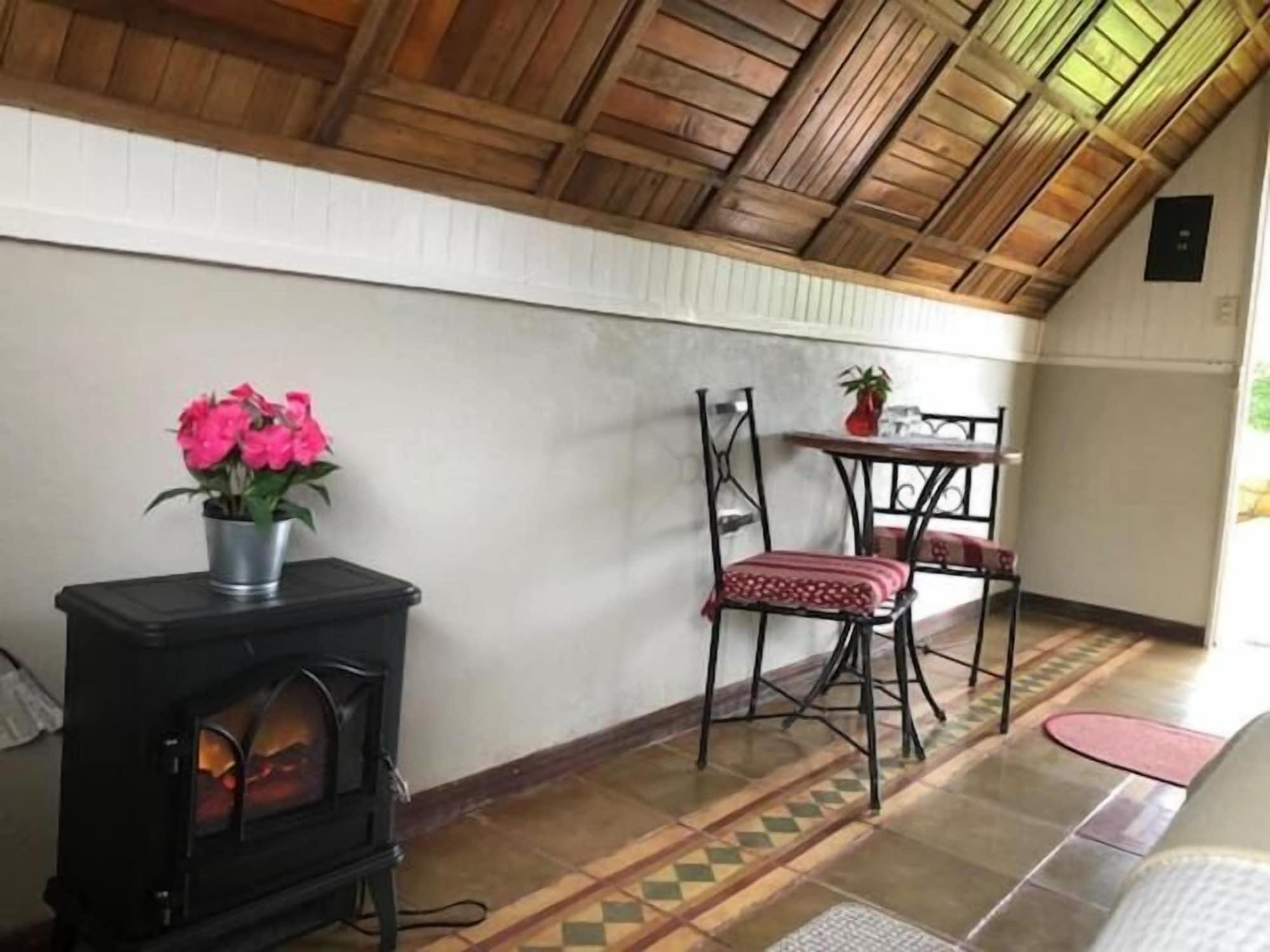 Vista Lobby Hortensias Chalets Vara Blanca