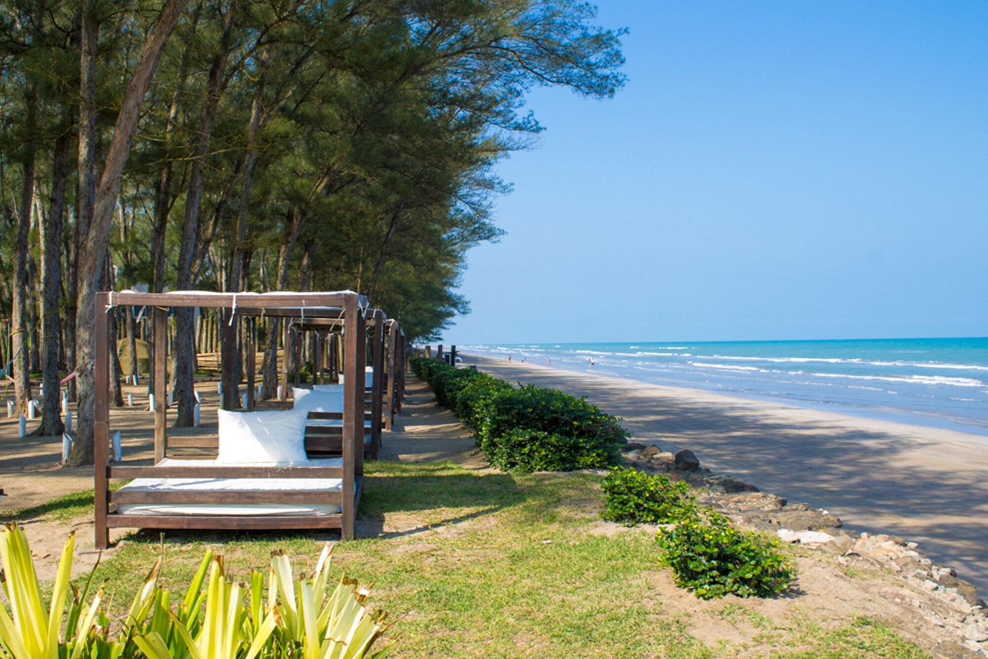 Playa Isla Tajín Beach & River Resort