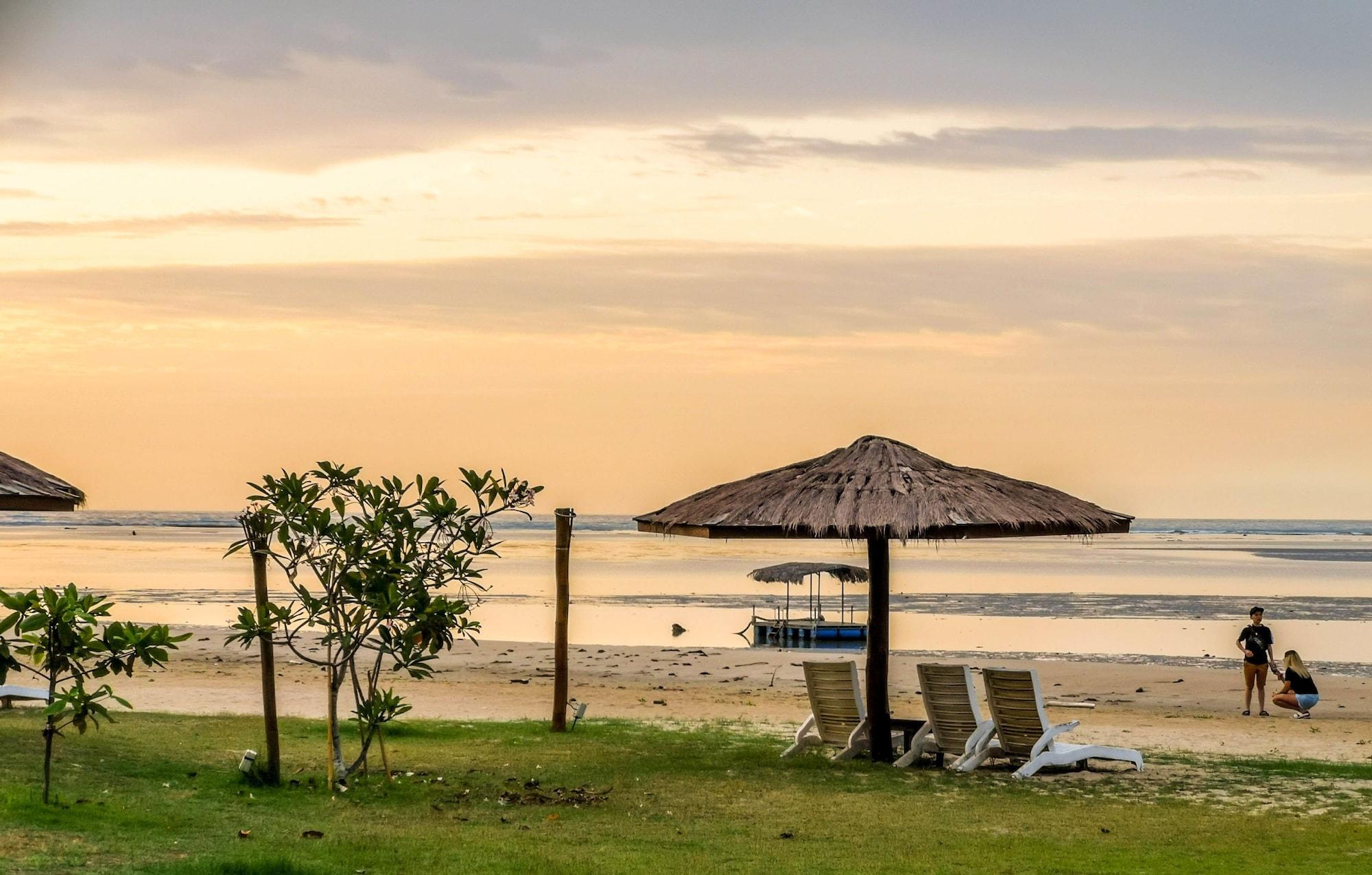 Playa Palm Beach Resort & Spa