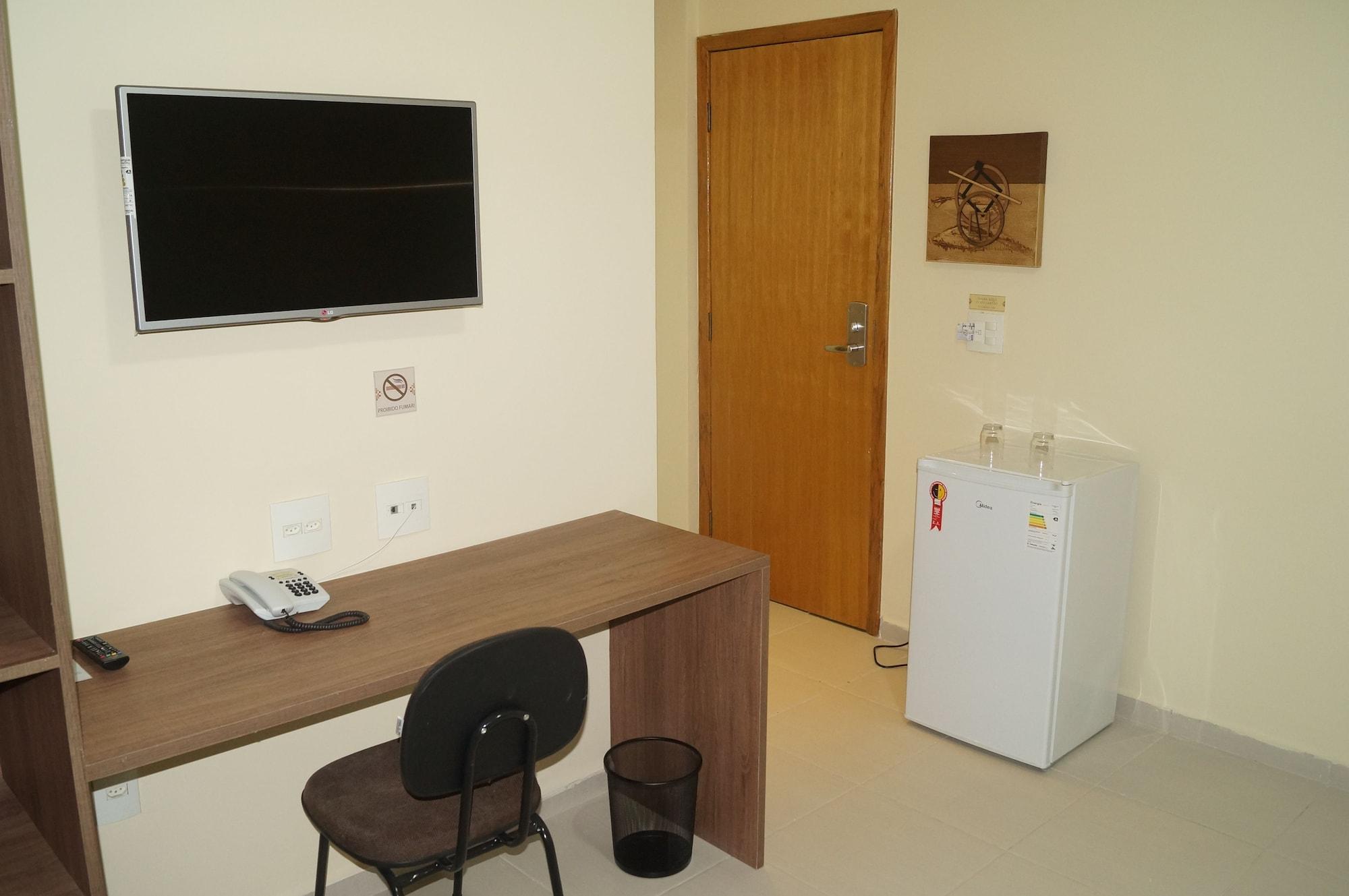 Set de Habitación Mont Rey Hotel