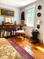 Alquiler Vacacional - 1820 Whaling Captain's Home - A walk to a coffee or cocktail!