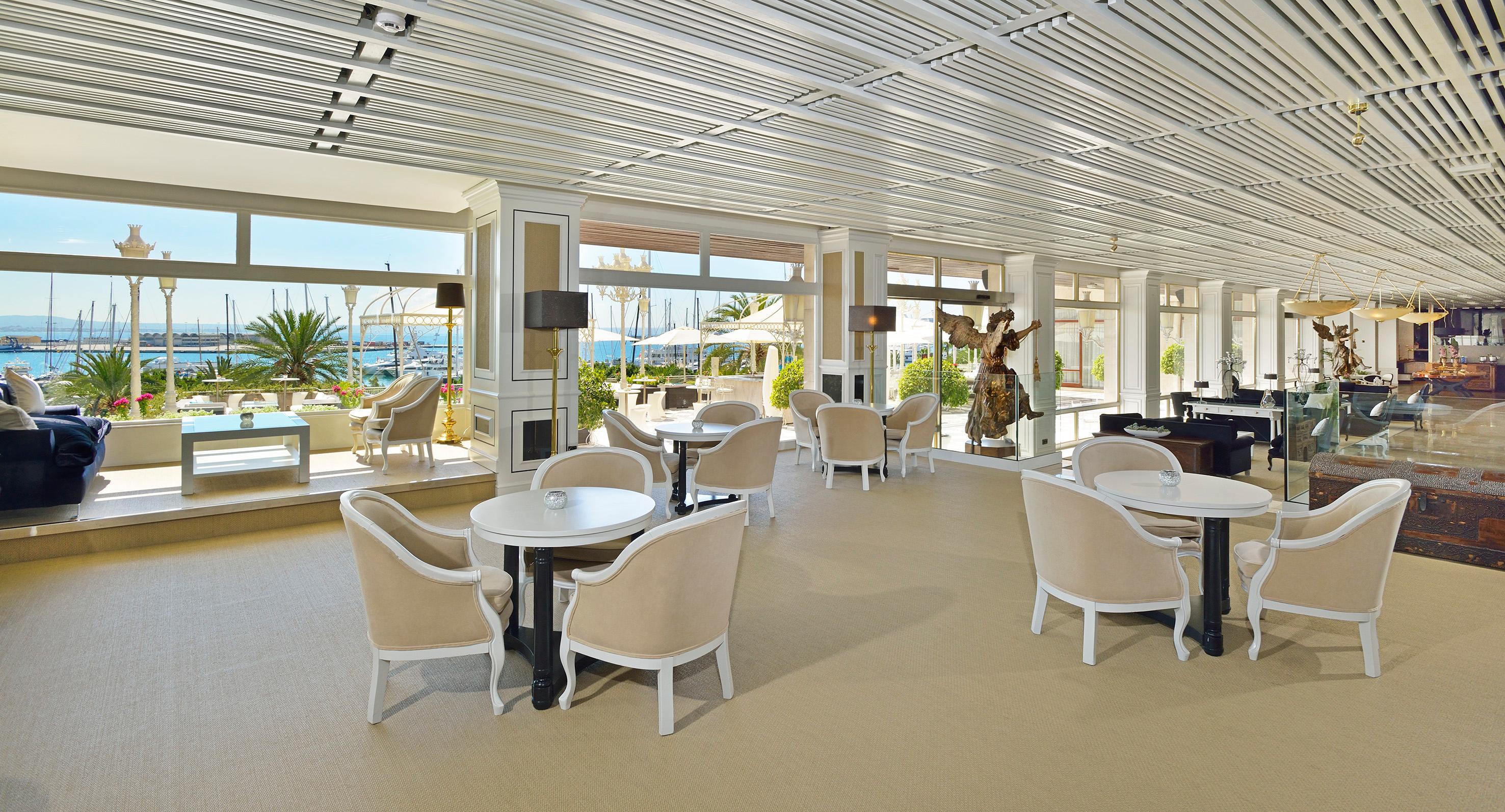 Vista Lobby Hotel Victoria Gran Meliá