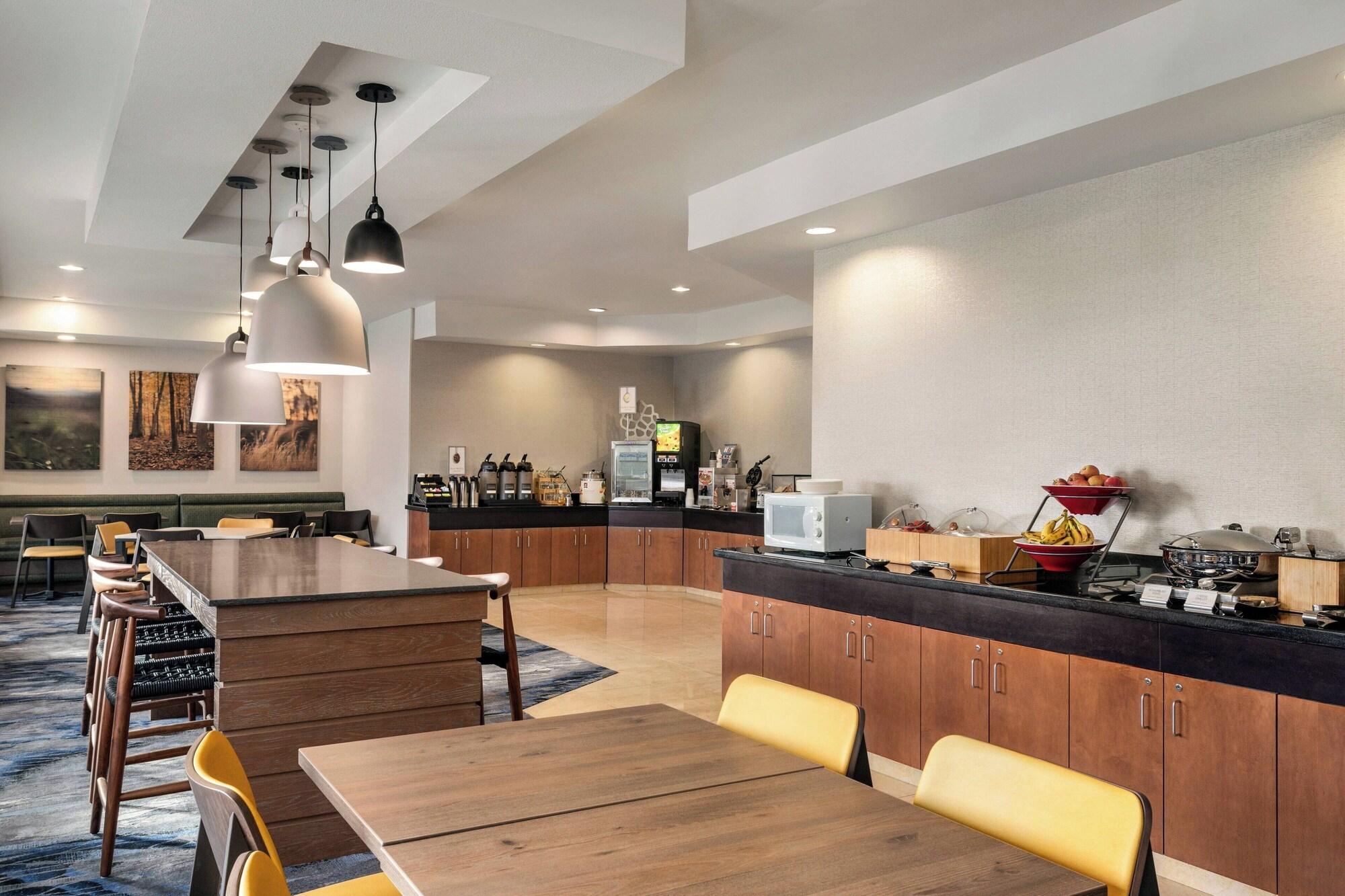 Restaurant Fairfield Inn & Suites Stillwater
