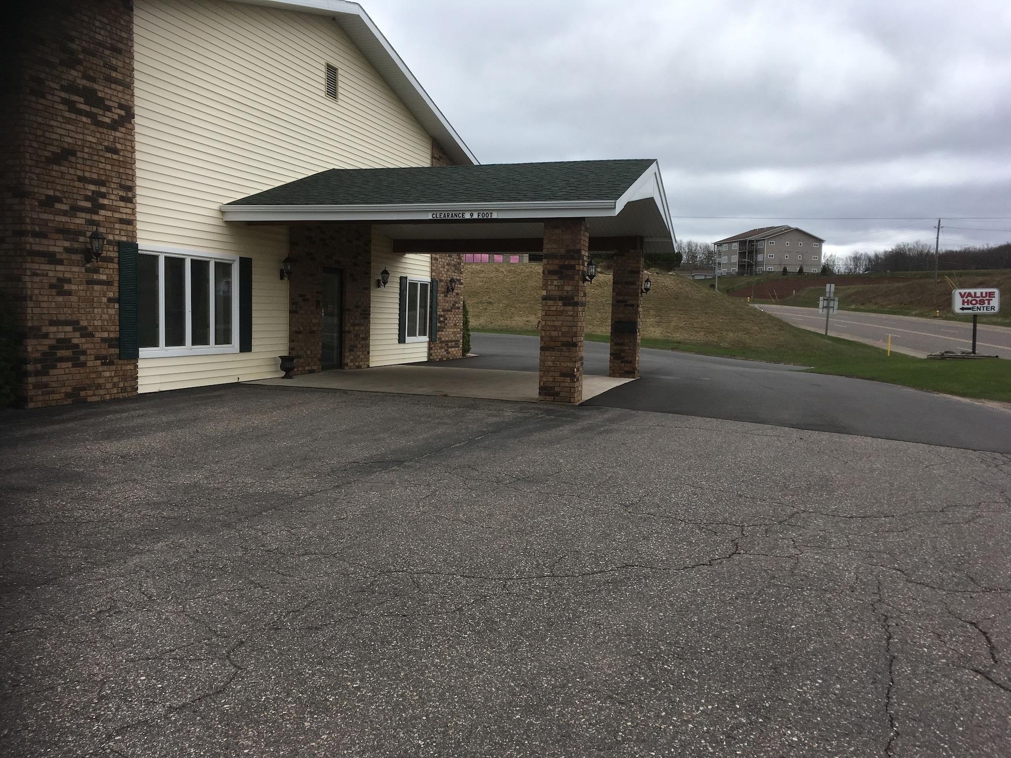 Vista Exterior Value Host Motor Inn