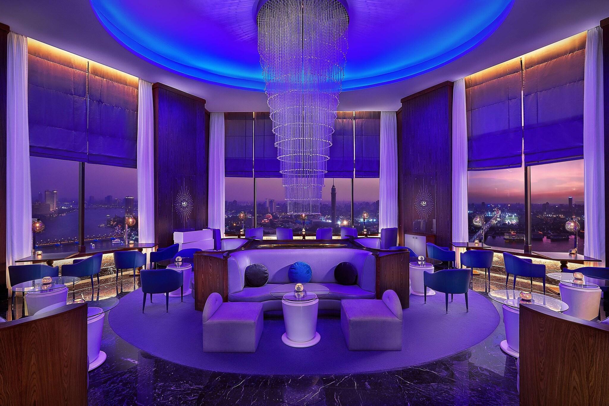 Bar/Salón Ramses Hilton