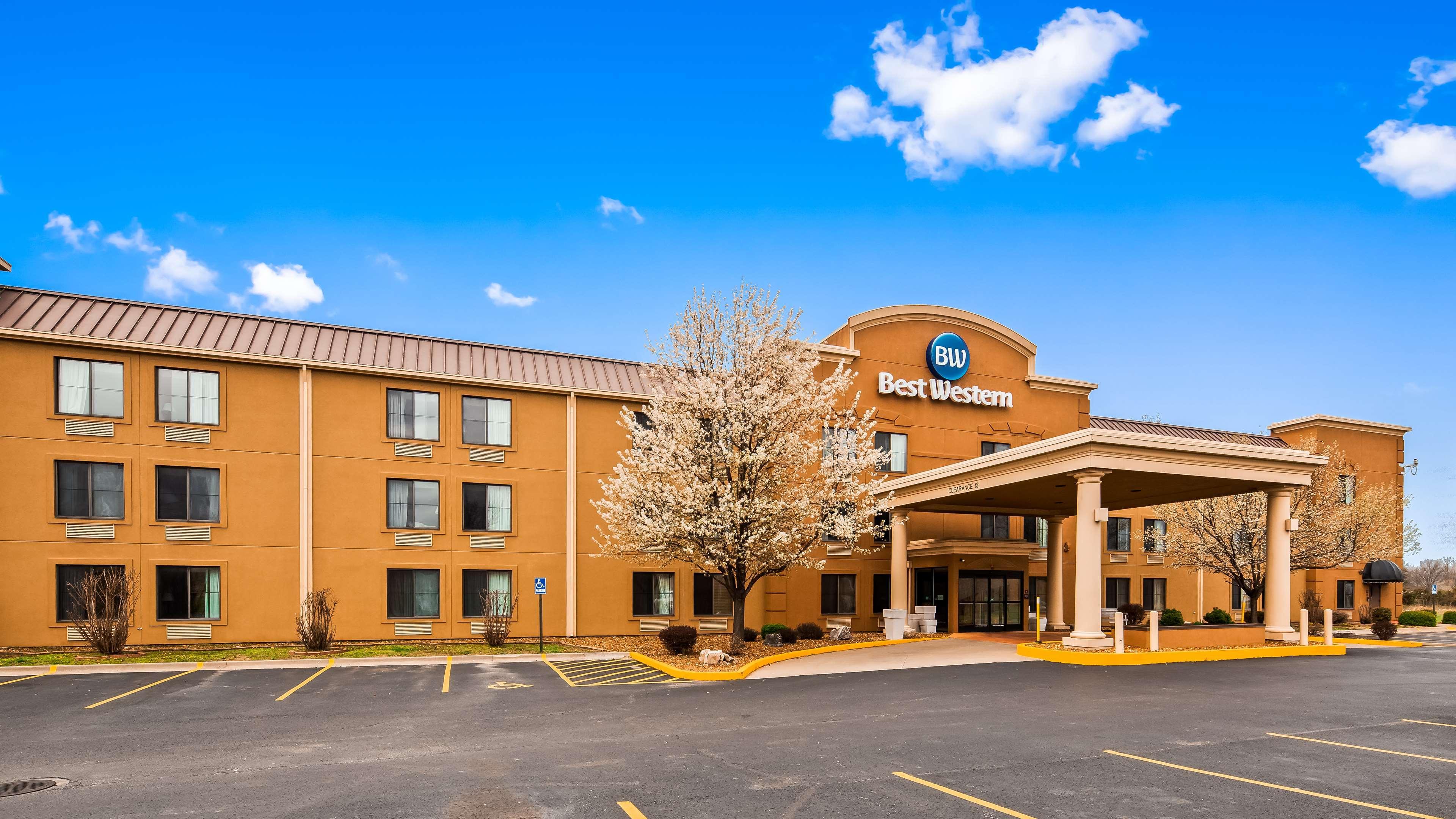 Vista Exterior Best Western Marion Hotel