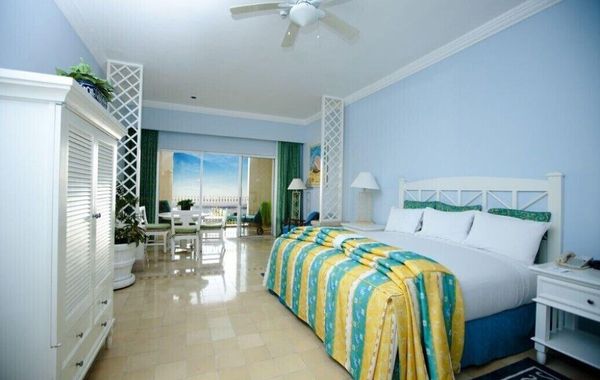Pueblo Bonito Emerald Bay Spring Break Presidential Suite - Free Bonus Night! - Hoteles solo adultos en Mazatlán, Sinaloa