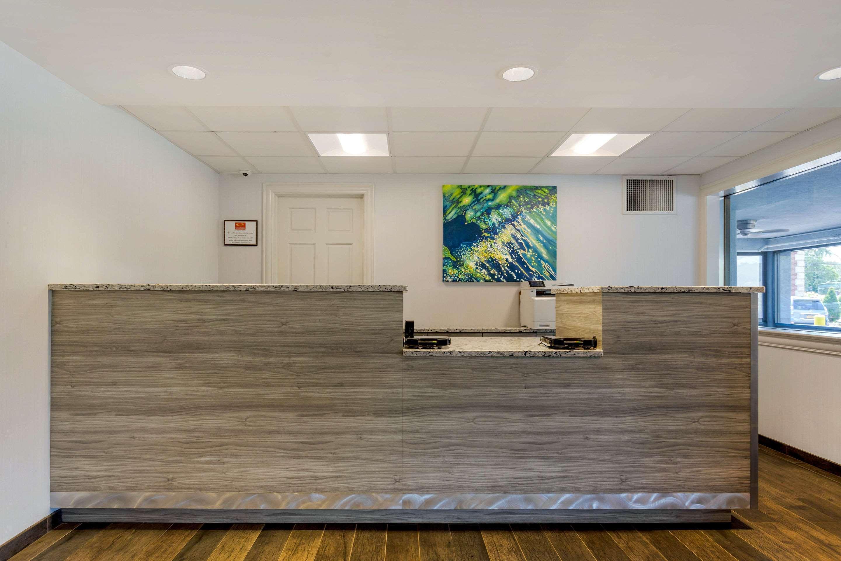 Vista Lobby Econo Lodge Hicksville - Long Island