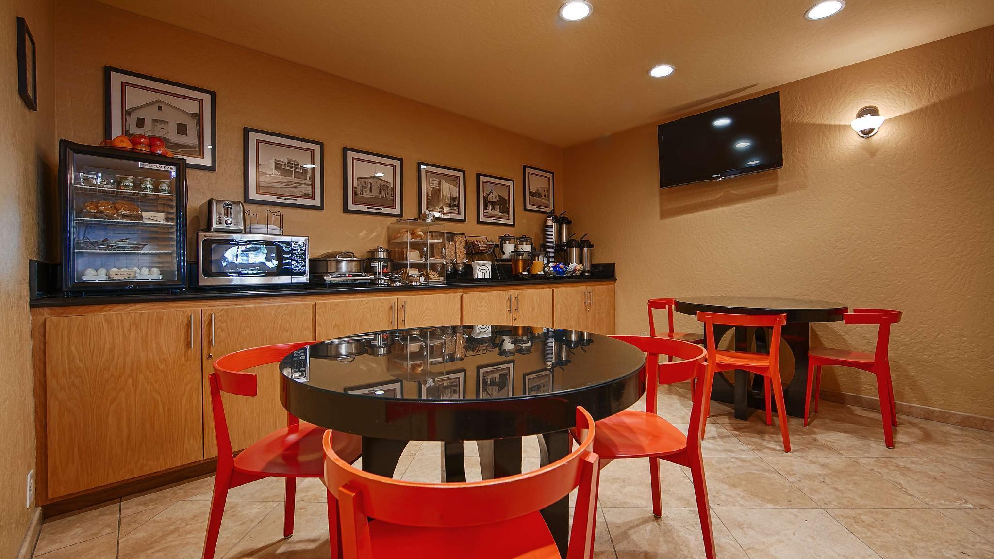 Restaurant Best Western Pine Tree Motel