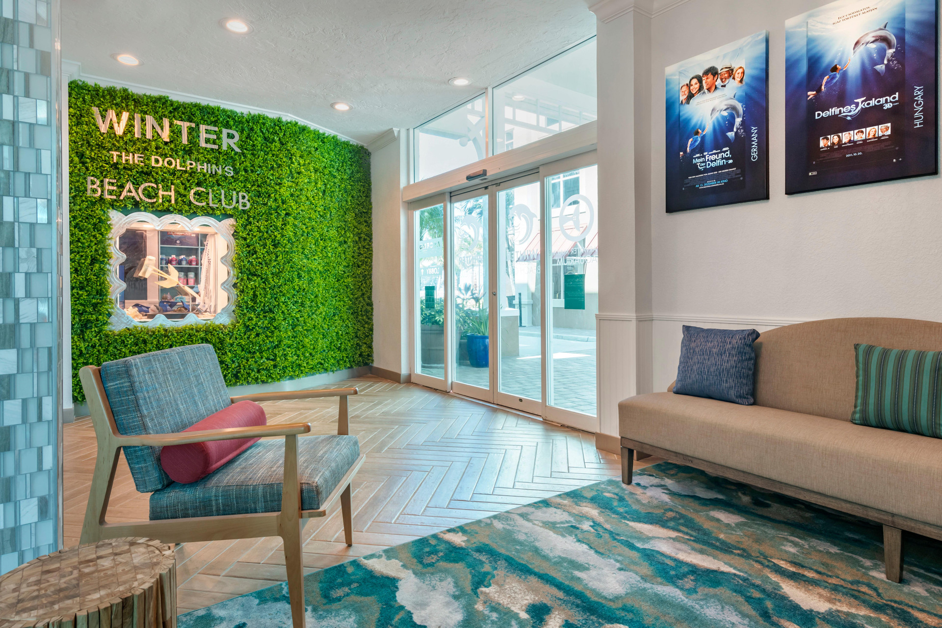 Vista Lobby Winter the Dolphin's Beach Club