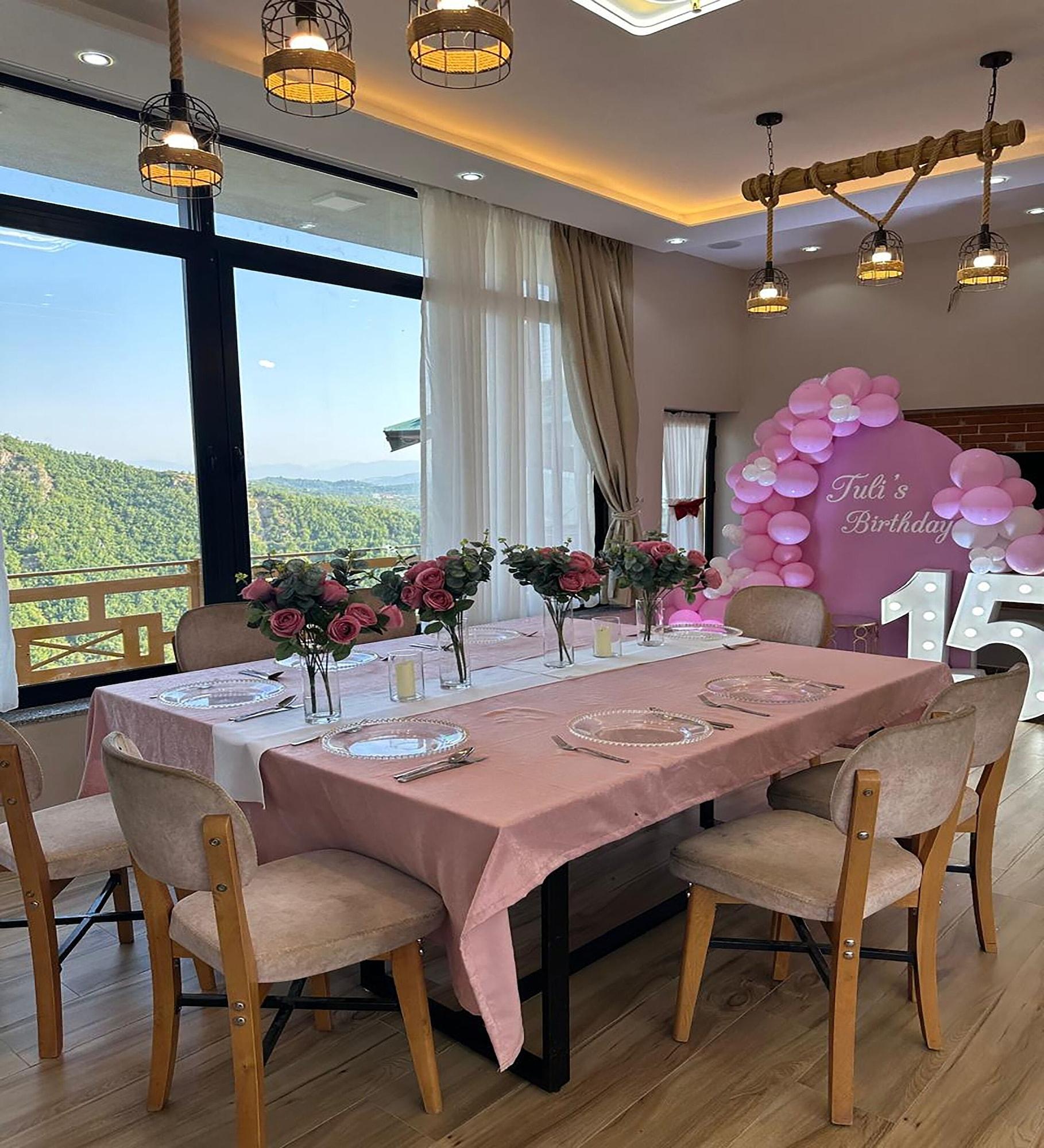 Restaurant Kurora e Gjelber Resort