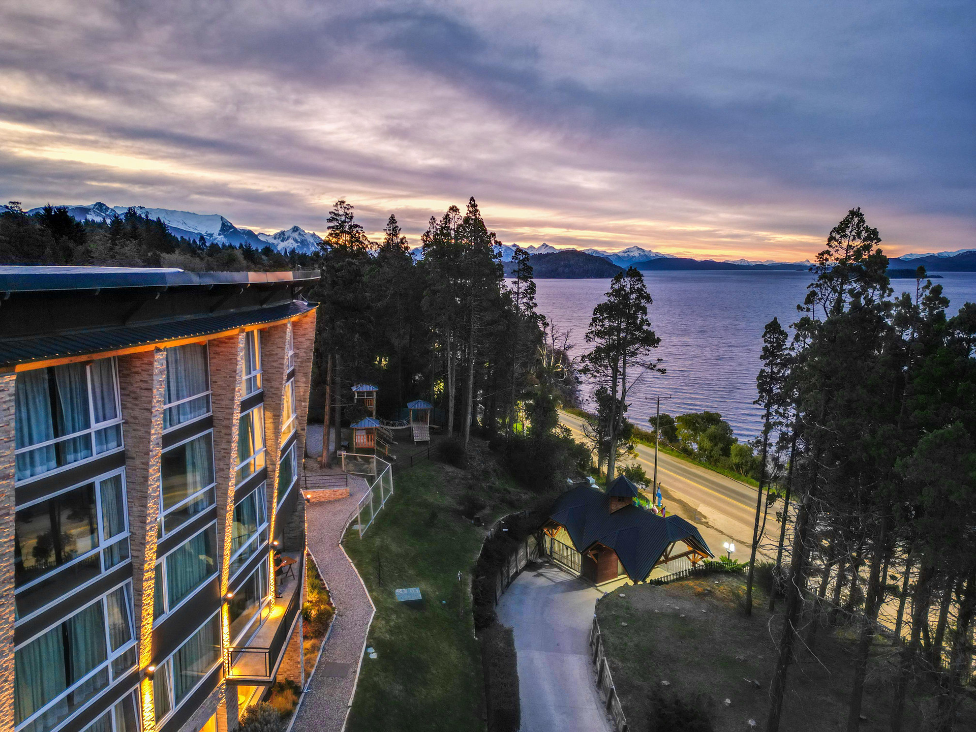 Vista Exterior Aguila Mora Suites & Spa