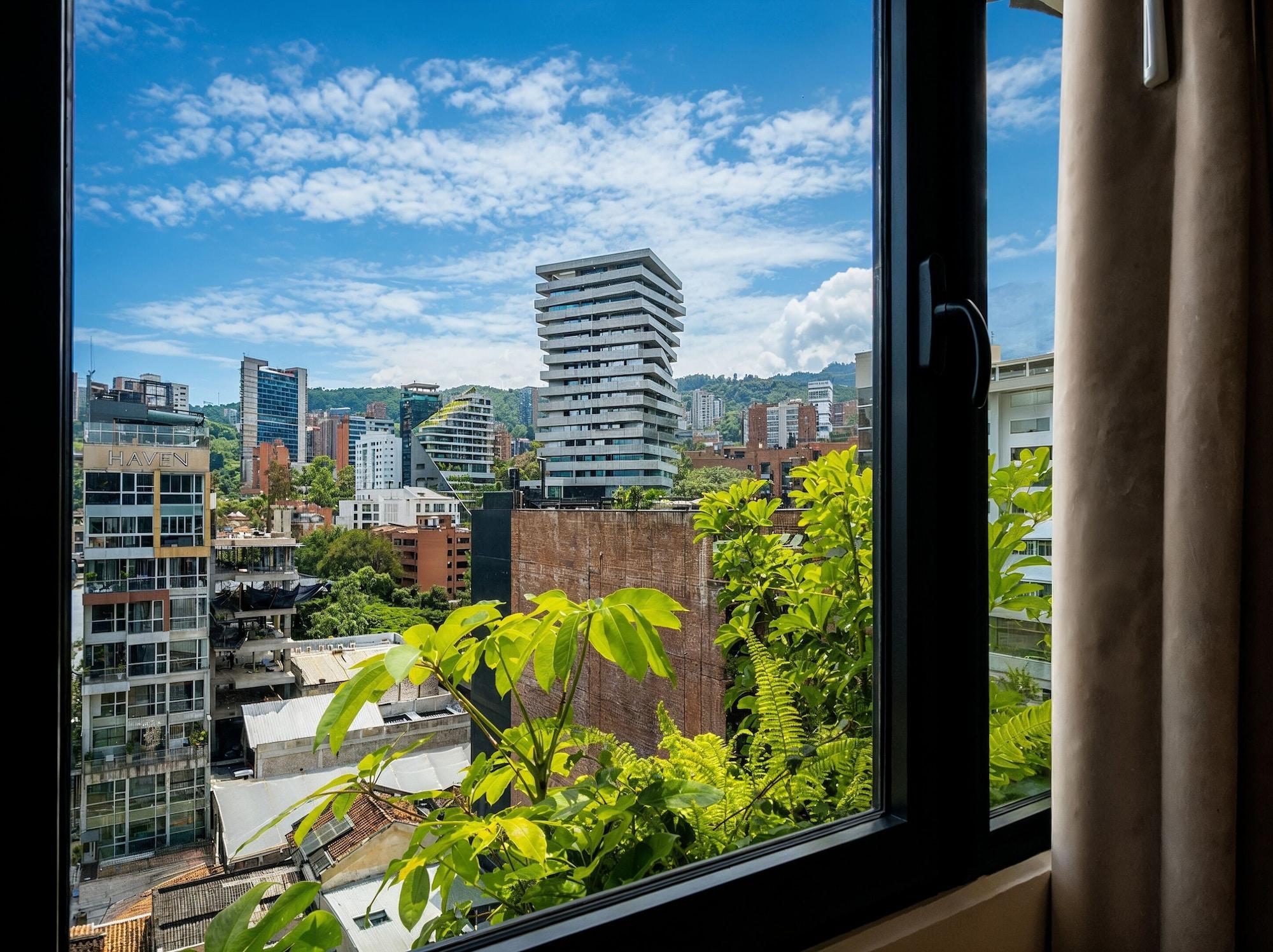 Varios Hunters Hotel Medellín