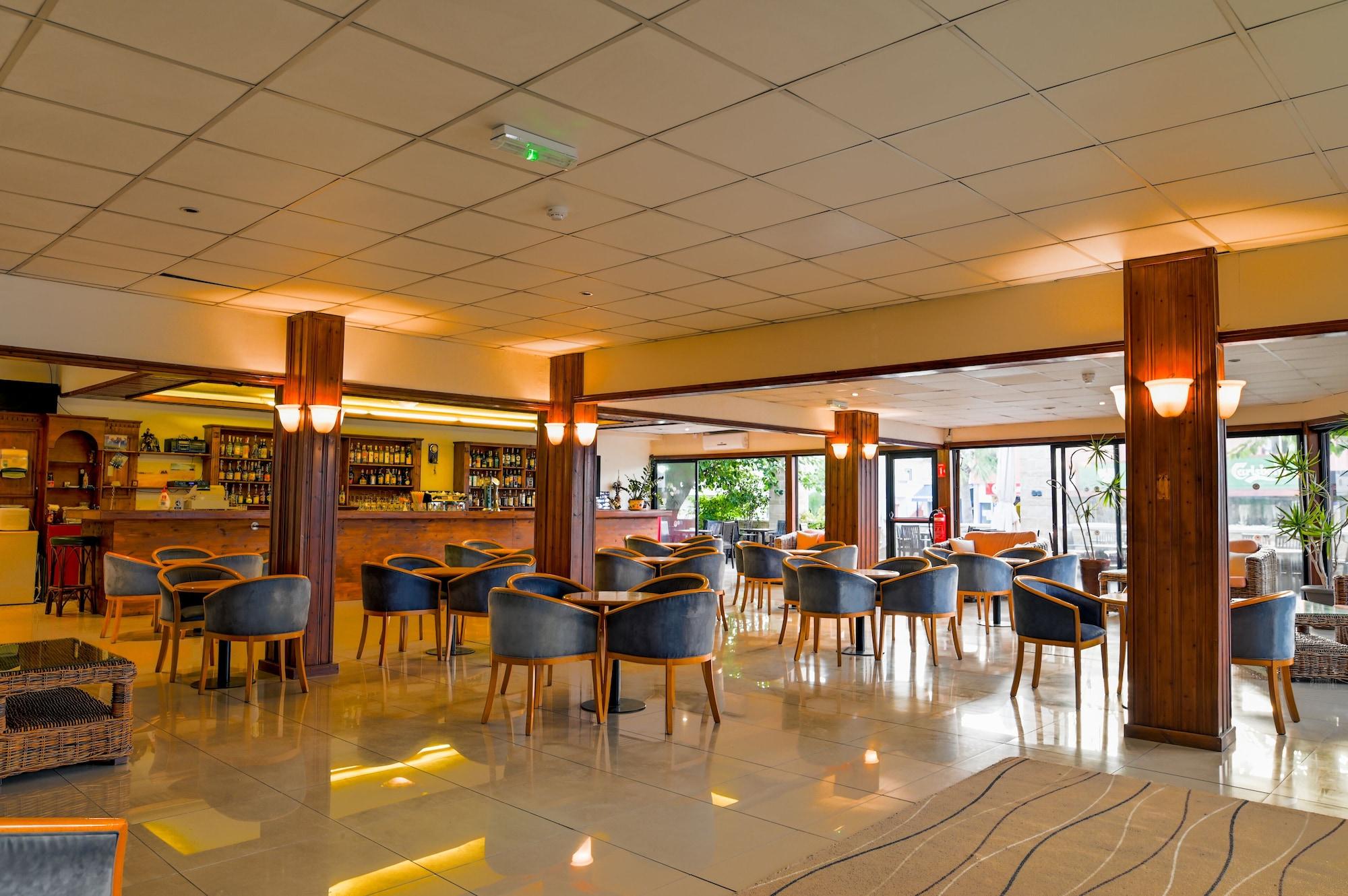 Bar/Salón Hotel Veronica