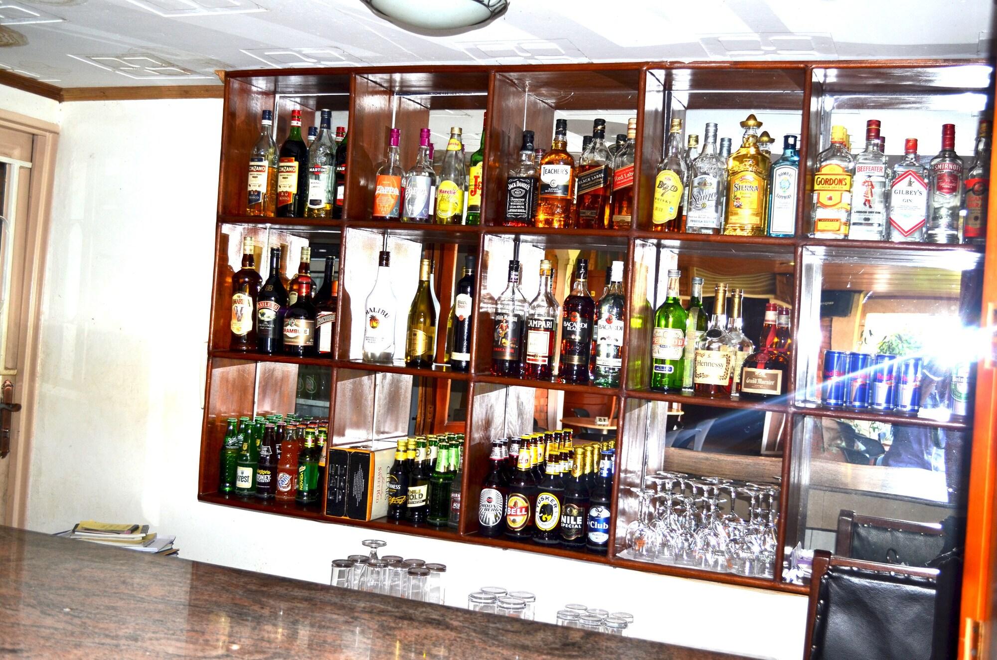 Bar/Salón Areba Hotel