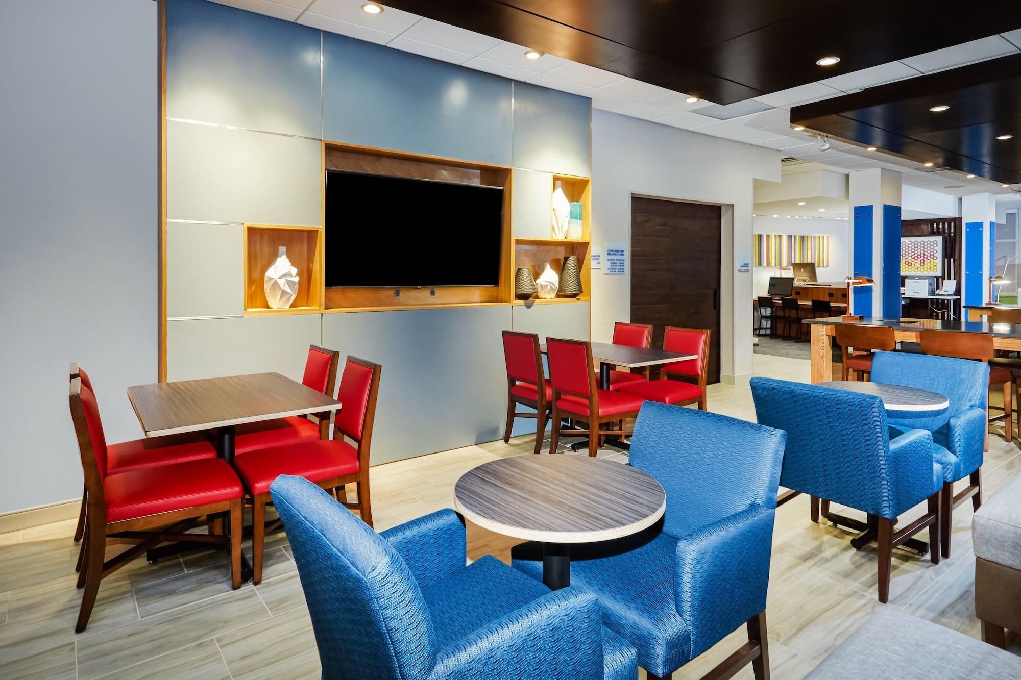 Restaurant Holiday Inn Express & Suites Chicago North Shore - Niles by IHG