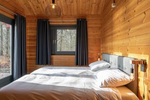Alquiler Vacacional - Restyled Wooden Lodge Near the Maasduinen