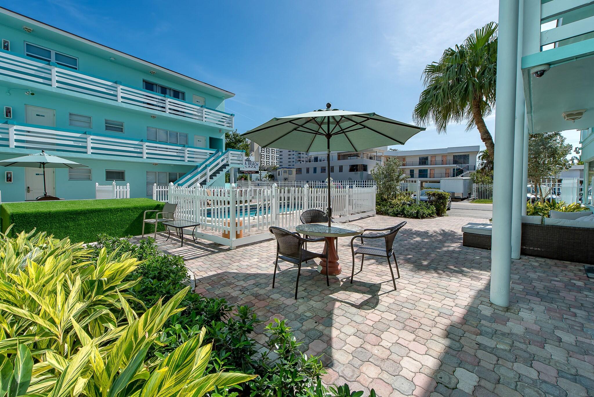 Vista Exterior Perroquet Hotel Fort Lauderdale Beach