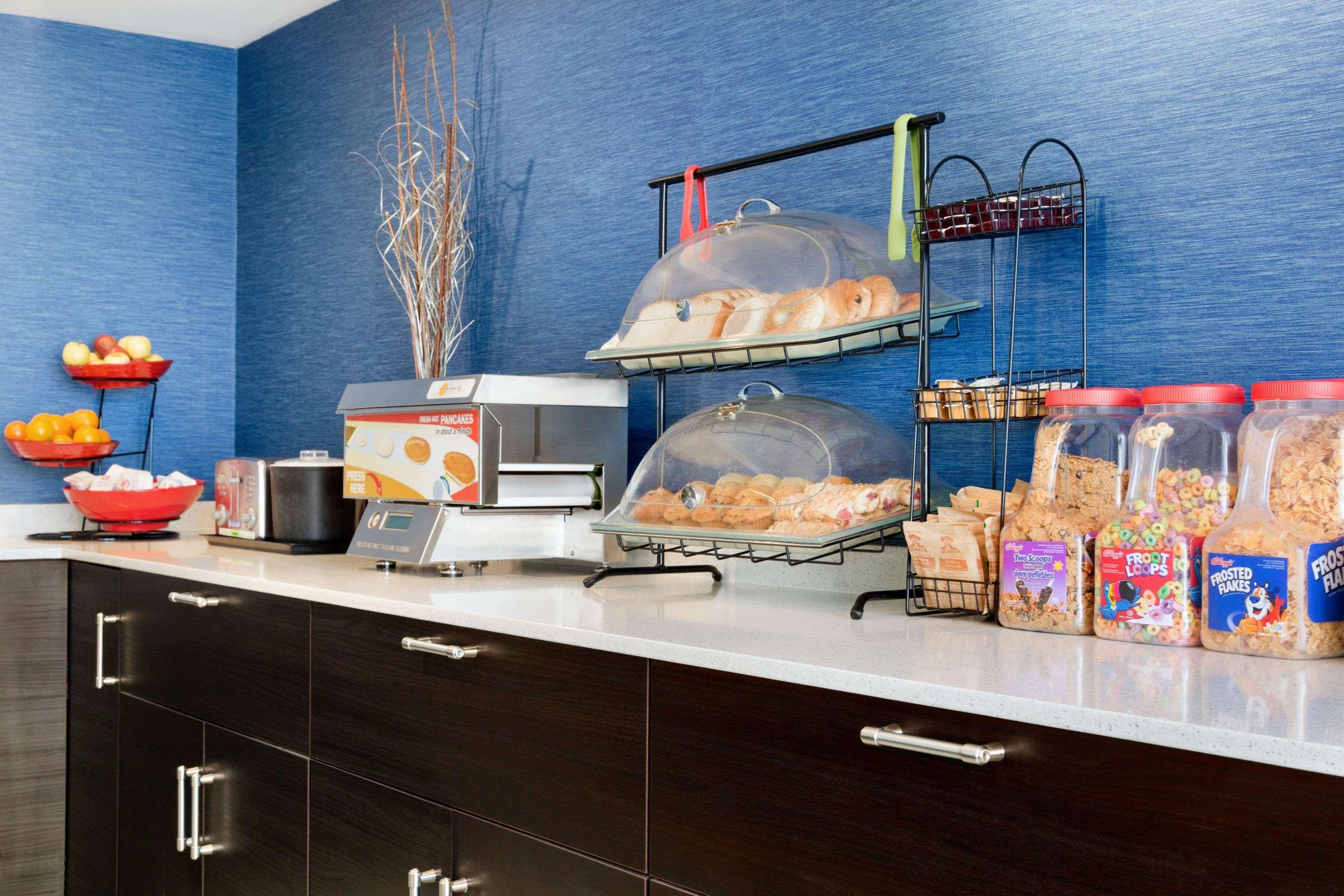 Restaurant Travelodge by Wyndham Windsor