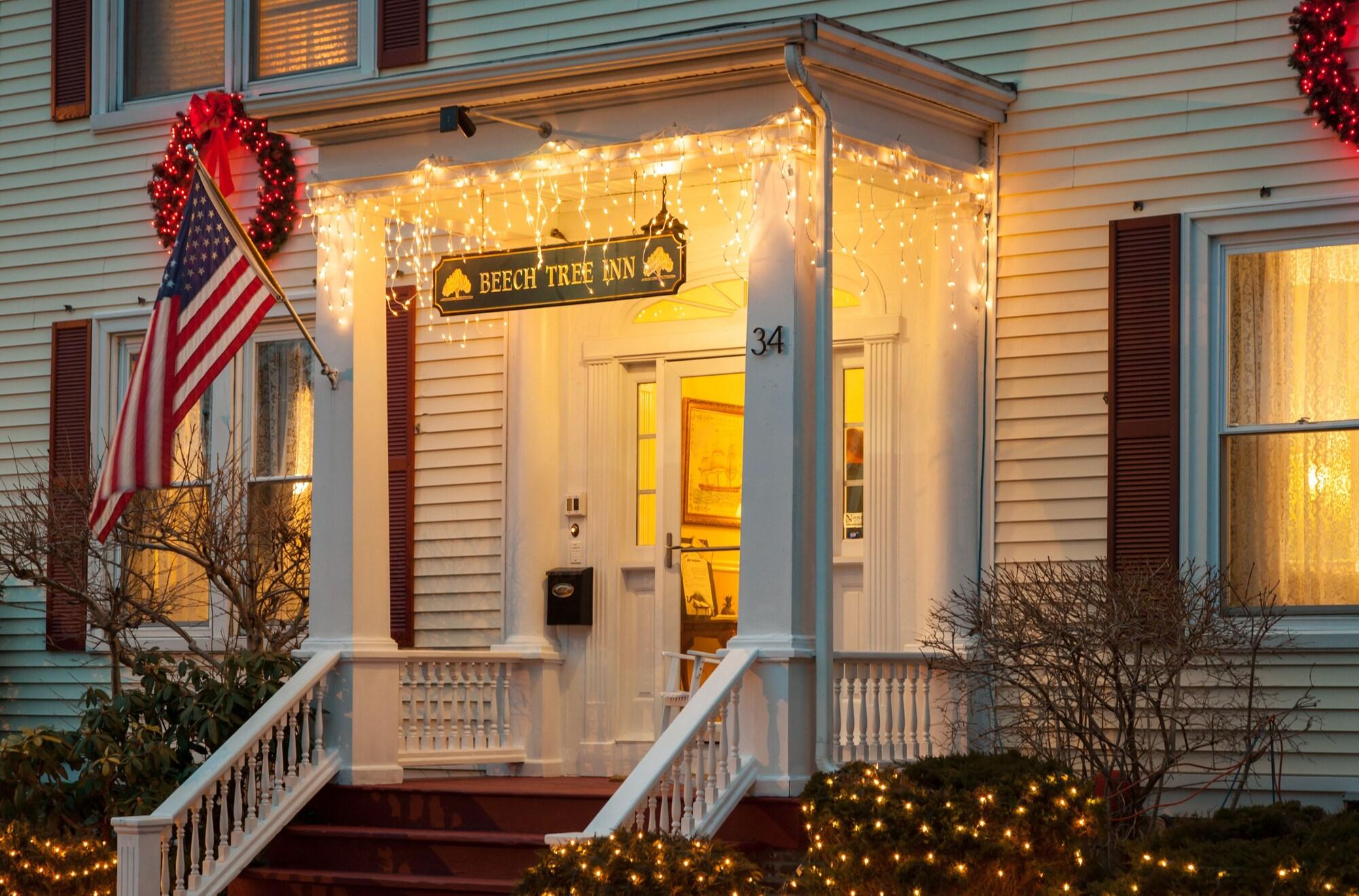 Vista Exterior Beech Tree Inn & Cottage