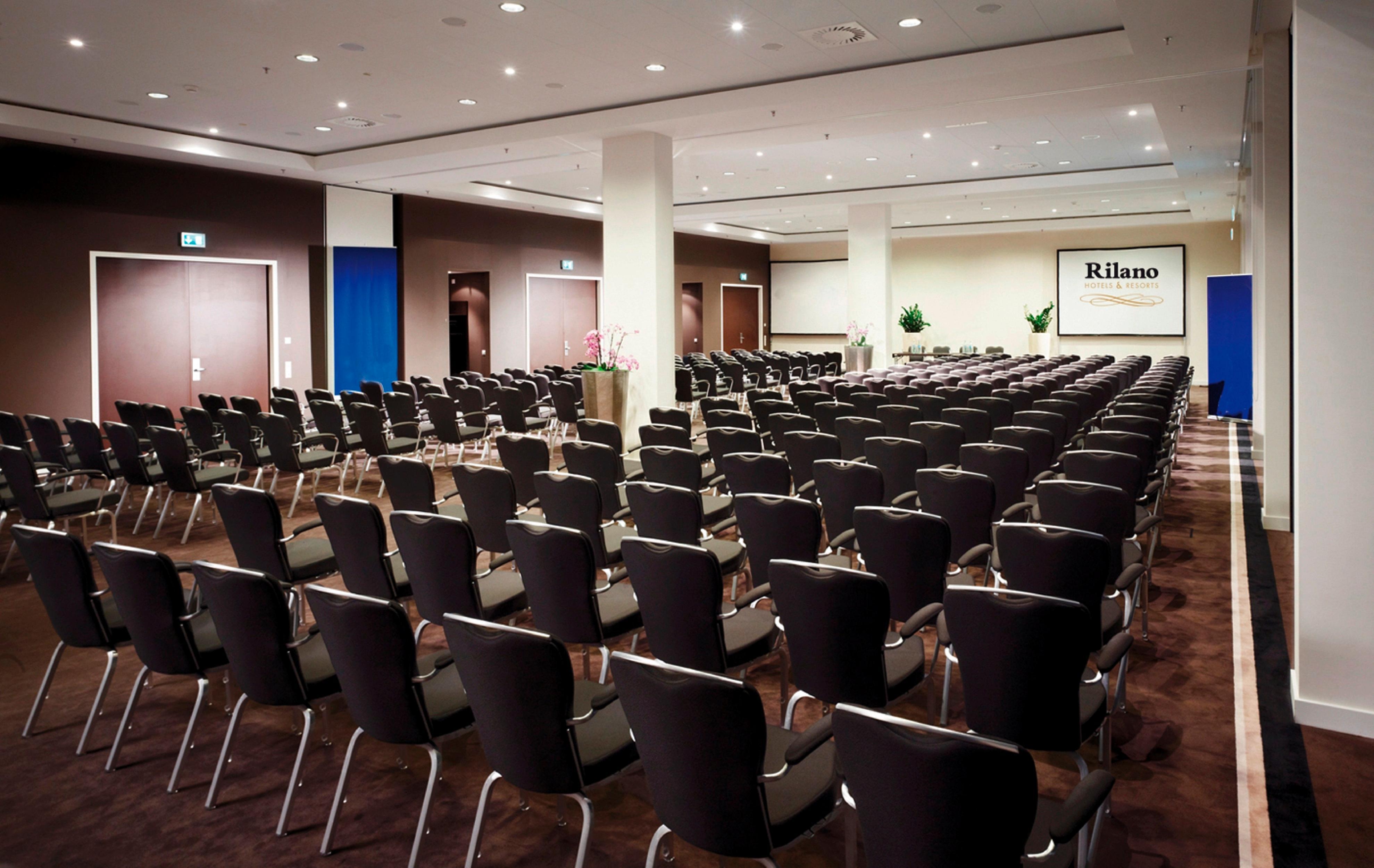 Centro de Negocios Rilano 24/7 Hotel München