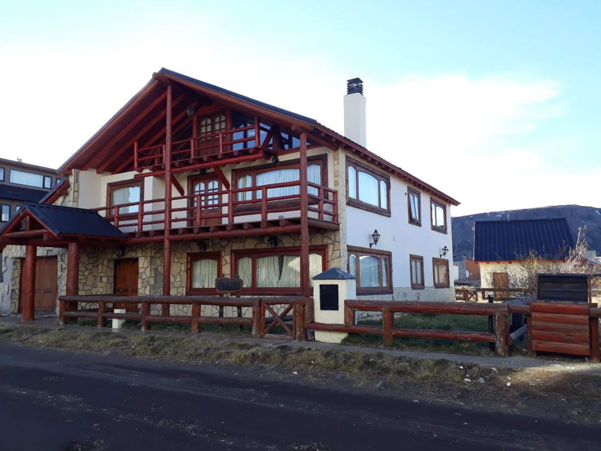Vista Exterior Hostal Trawen