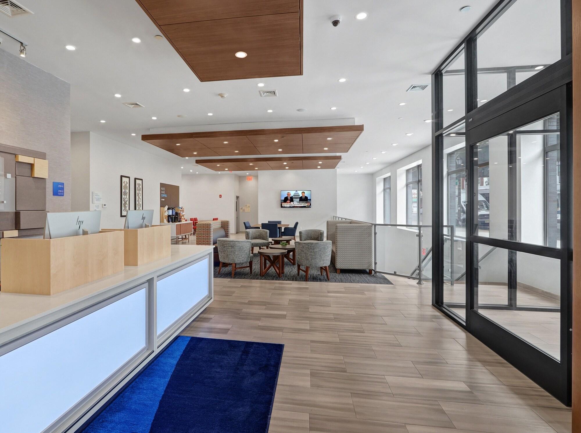 Vista Lobby Hotel 1200