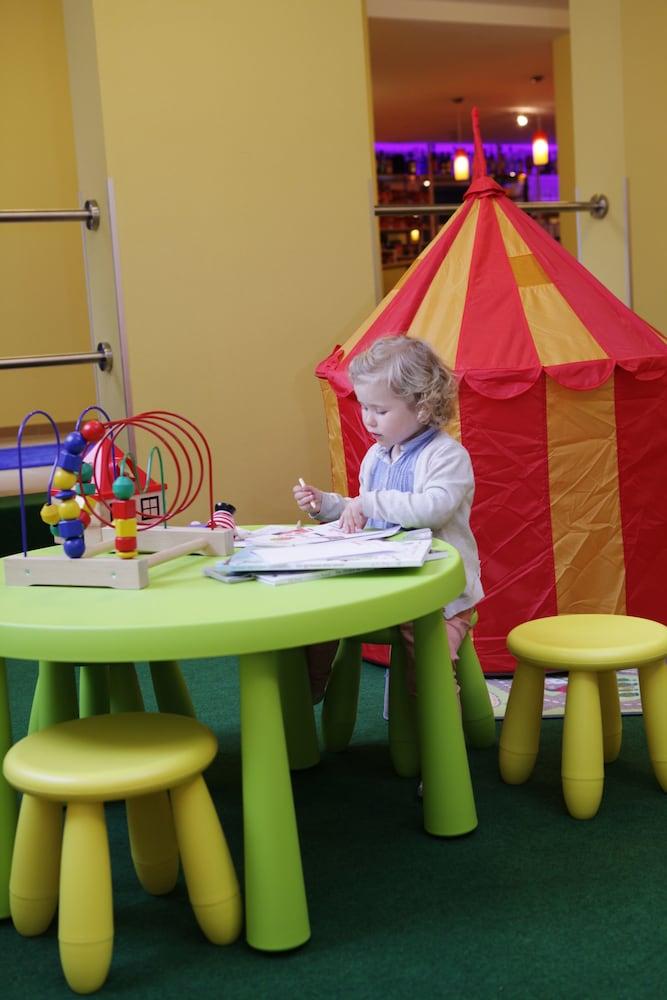 Hotel A&O Frankfurt Galluswarte - Hostel