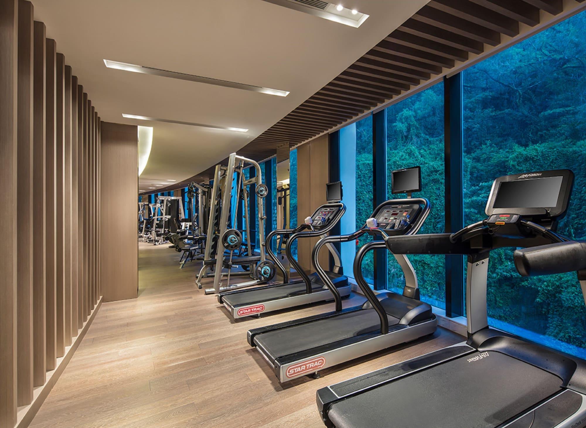 Gimnasio Grand Bay Hotel Zhuhai