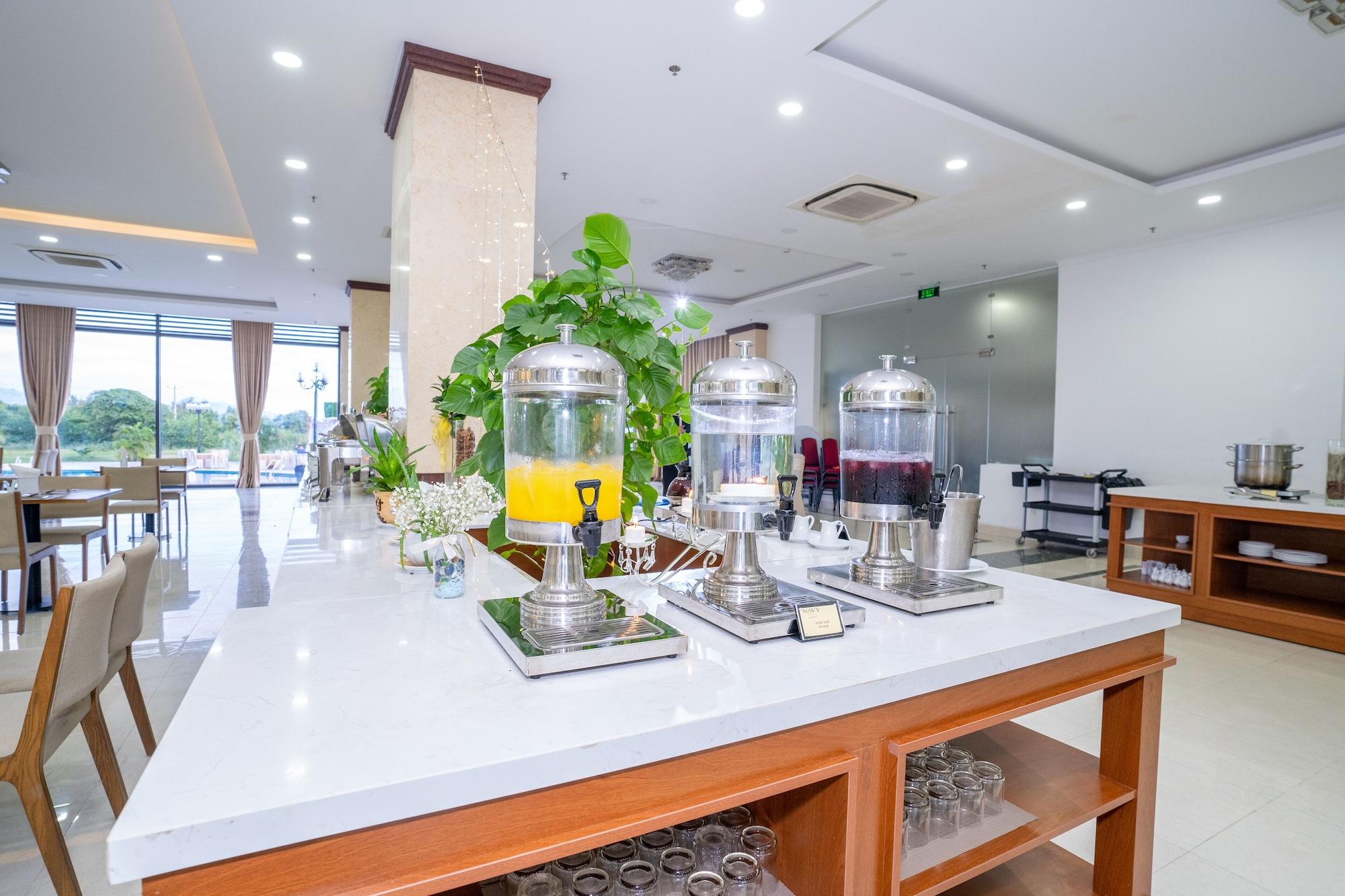 Restaurant Navy Hotel Cam Ranh