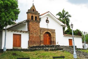 Paquete - Hotel El Peñon