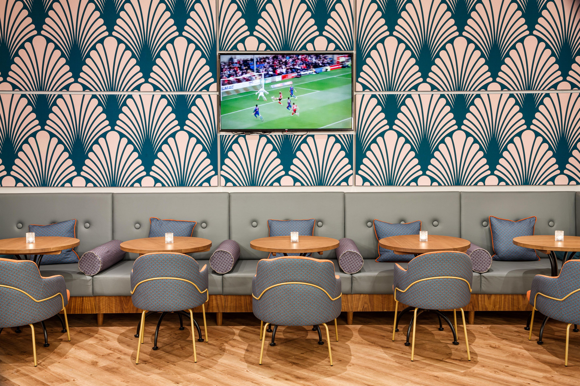 Vista Lobby Ibis Styles London Heathrow East