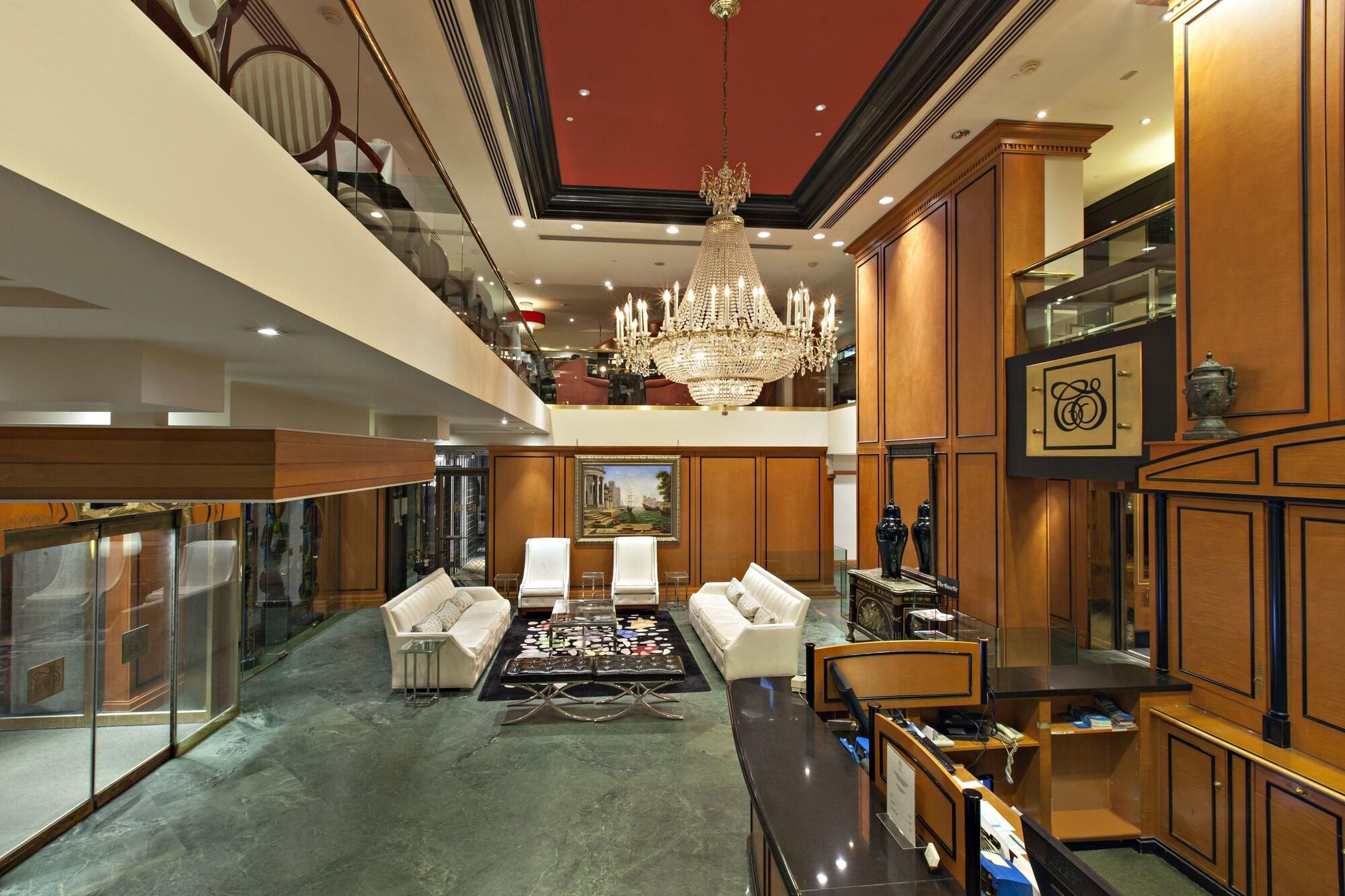 Varios Hotel Le Cantlie Suites