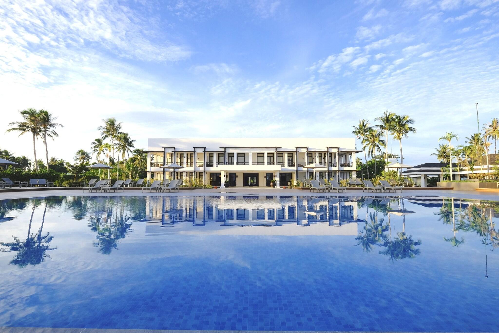 Vista Exterior Kandaya Resort