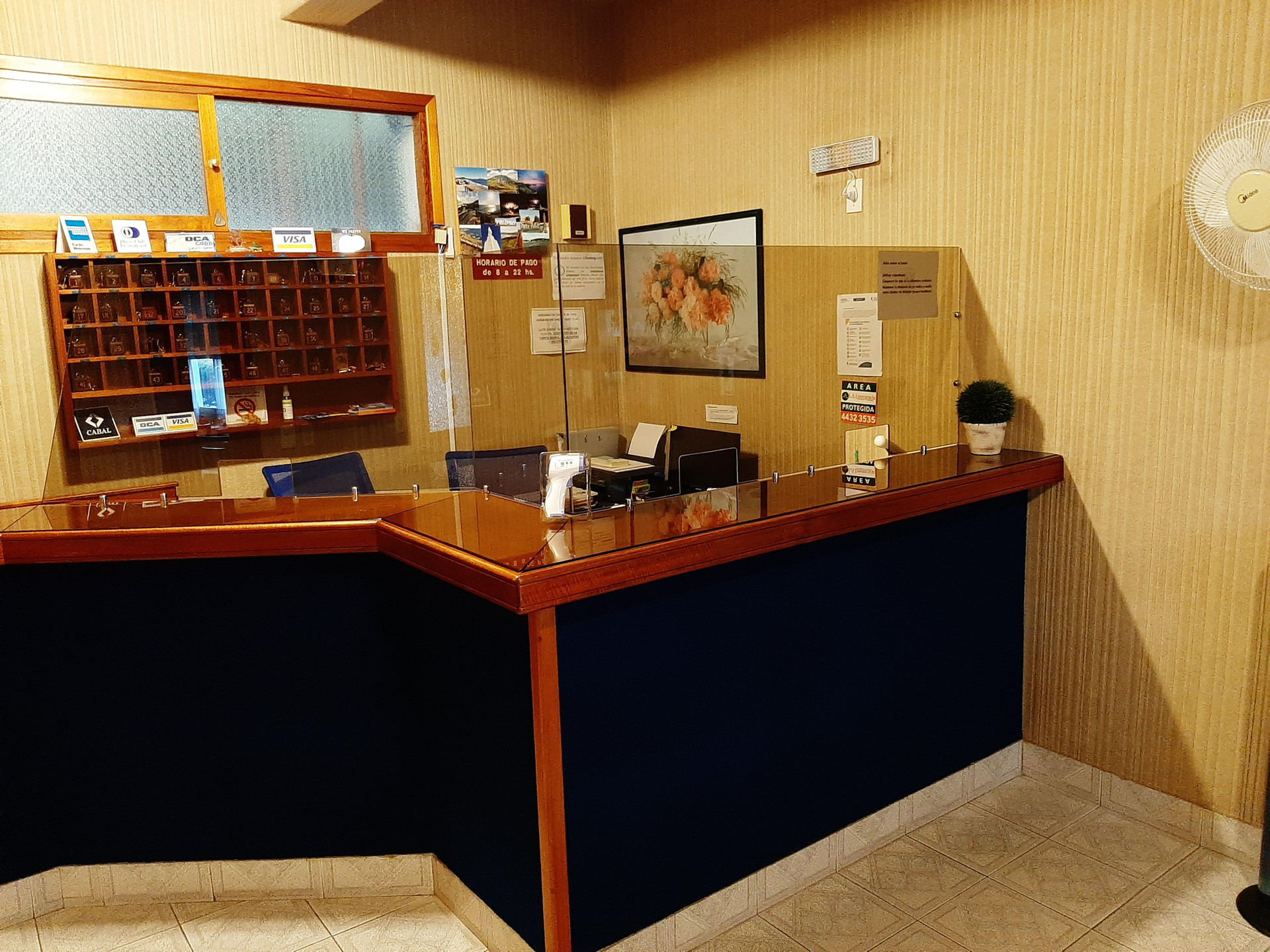 Vista Lobby Ocean Hotel