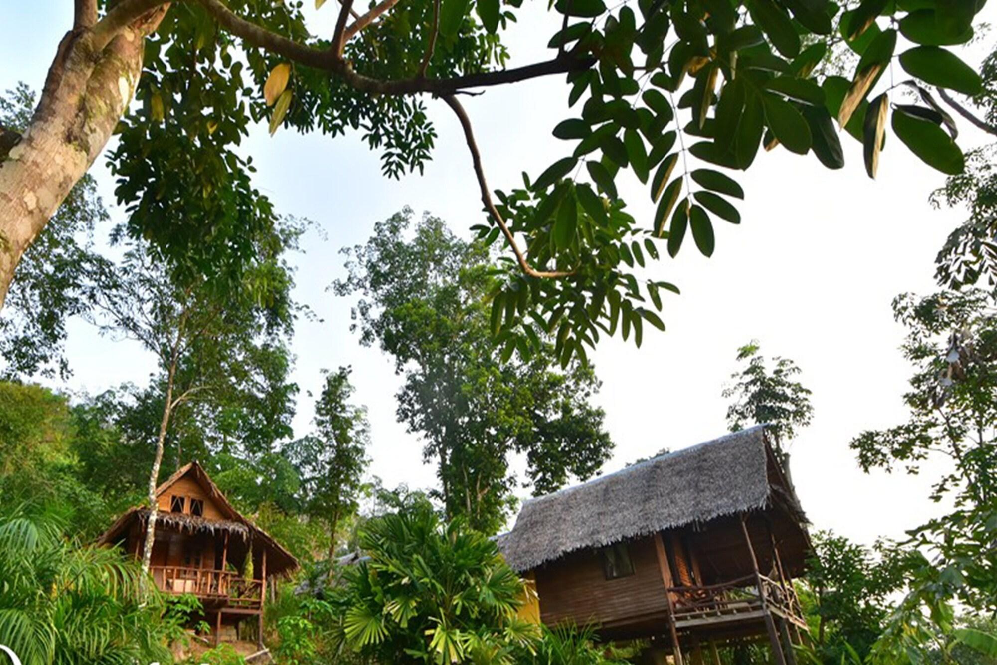 Vista Exterior Tha Khao Bay View