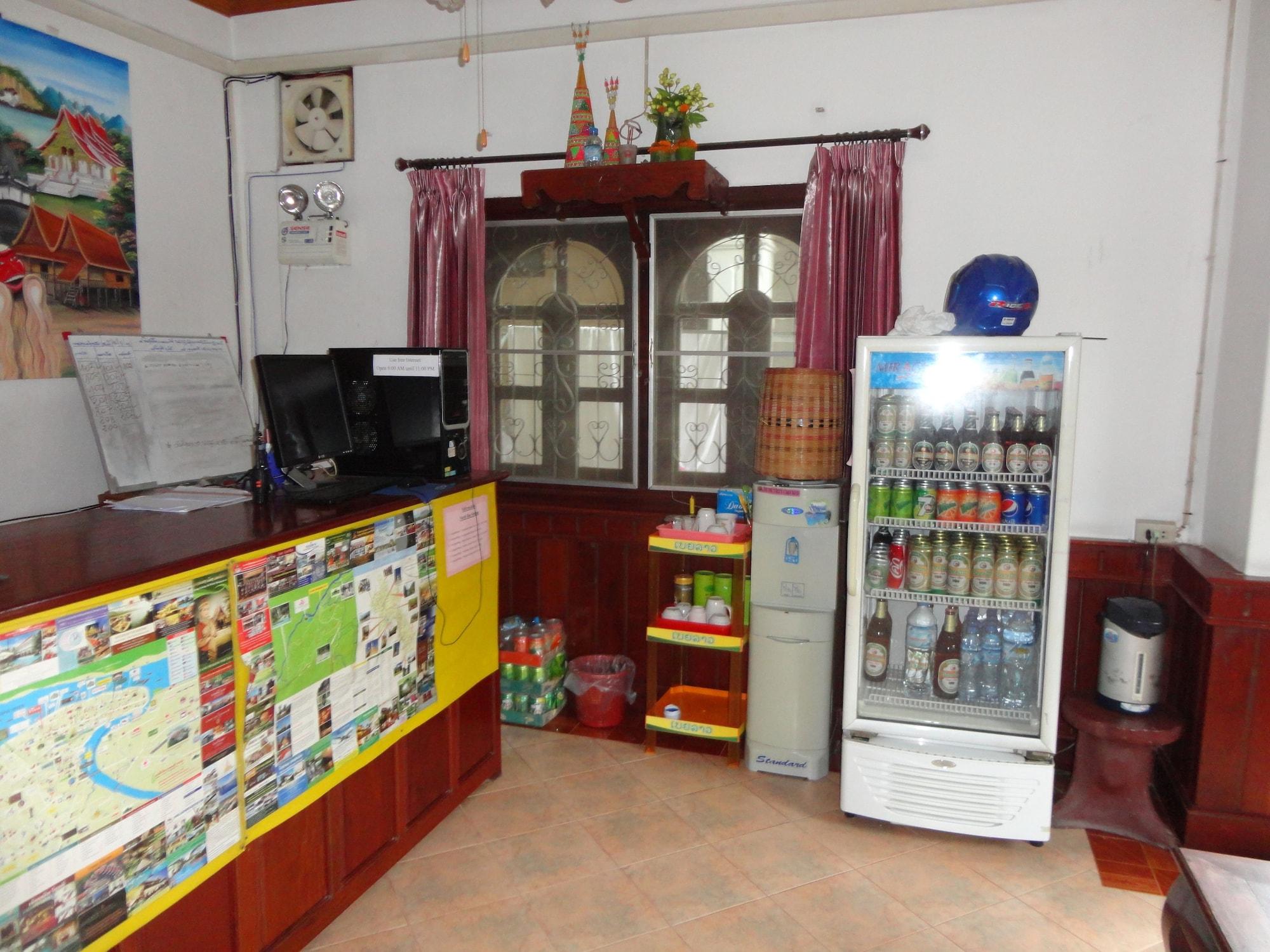 Vista Lobby Villa Philaylack