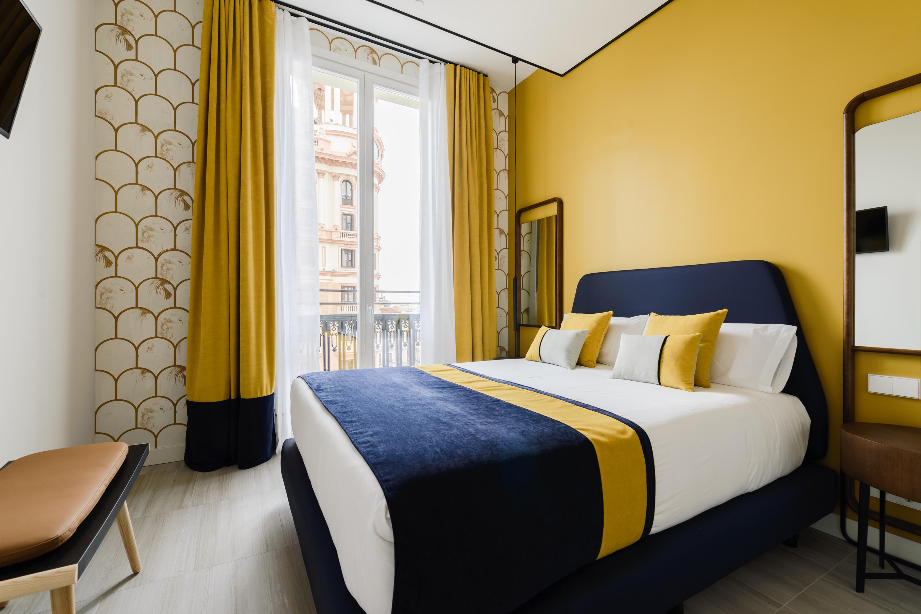 Vista Exterior SmartRental Collection Gran Via Centric