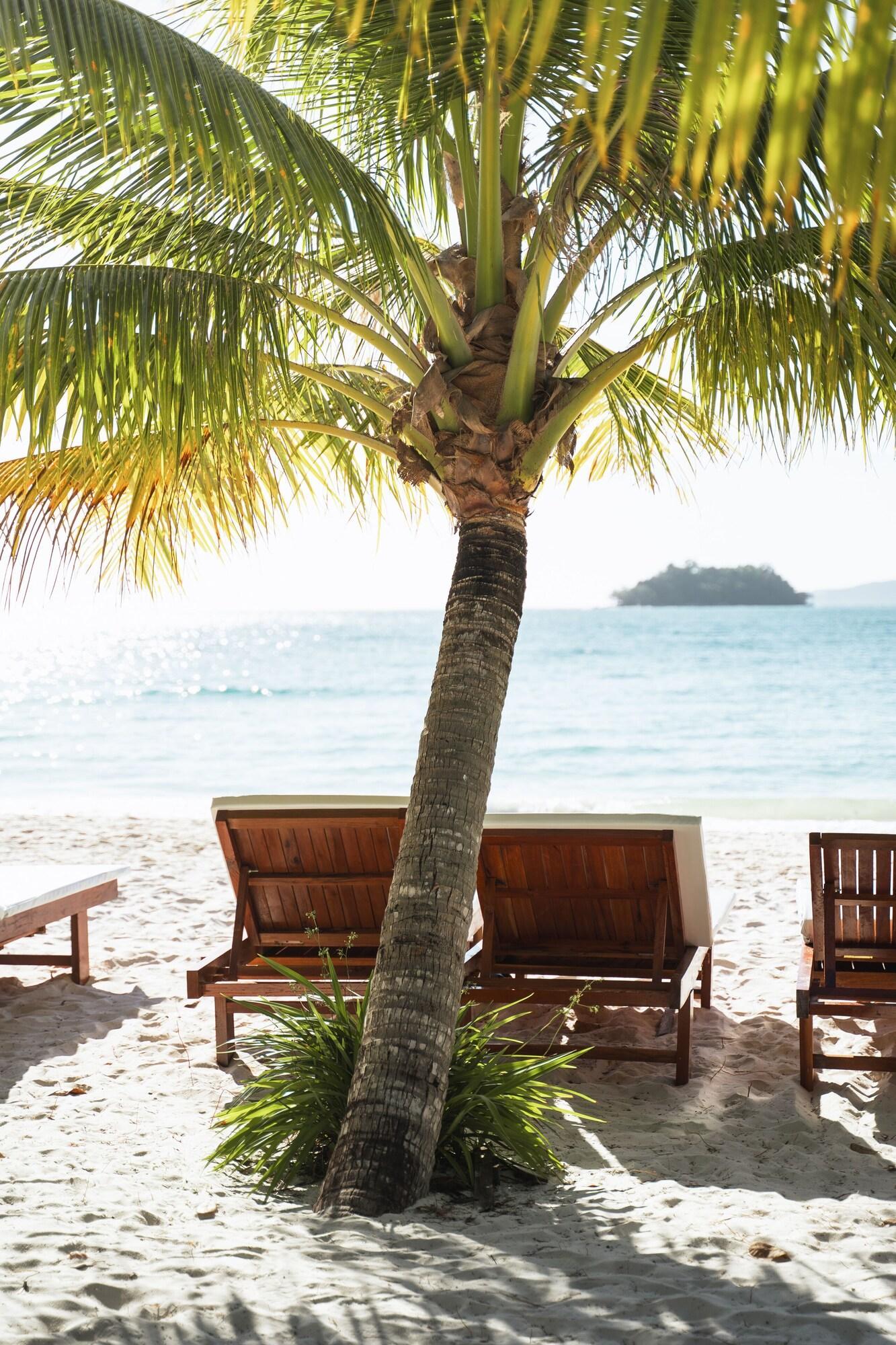 Playa Long Set Resort