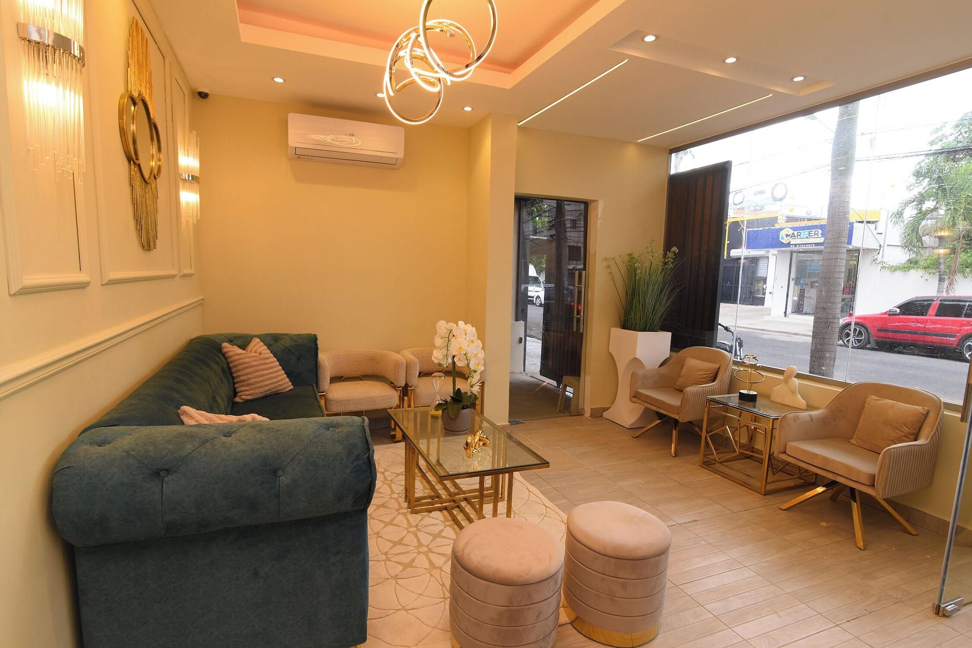 Vista Lobby solmirooms