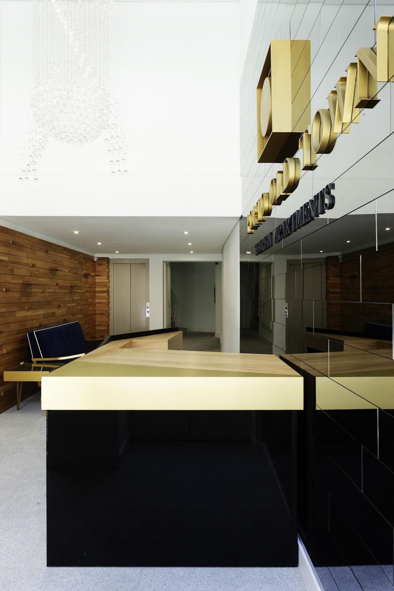 Vista Lobby Porto Old Town