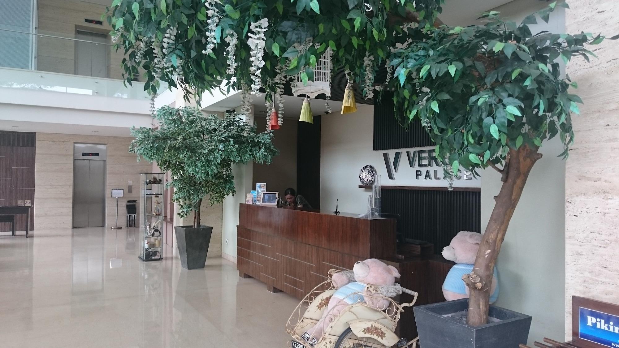 Vista Lobby Verona Palace Hotel Bandung
