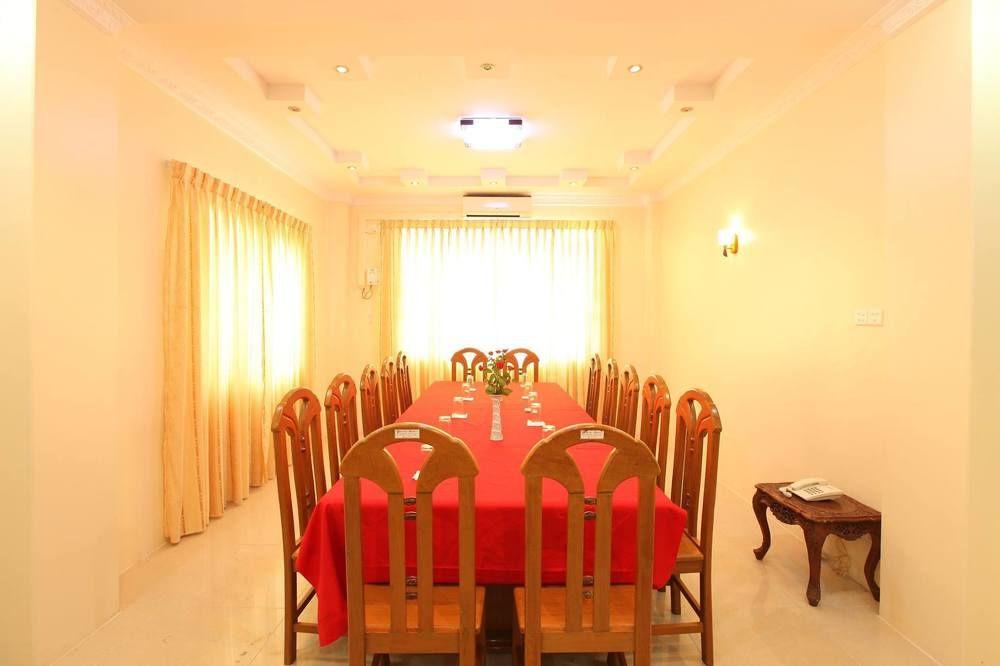 Sala de Reuniones Fame Hotel Yangon